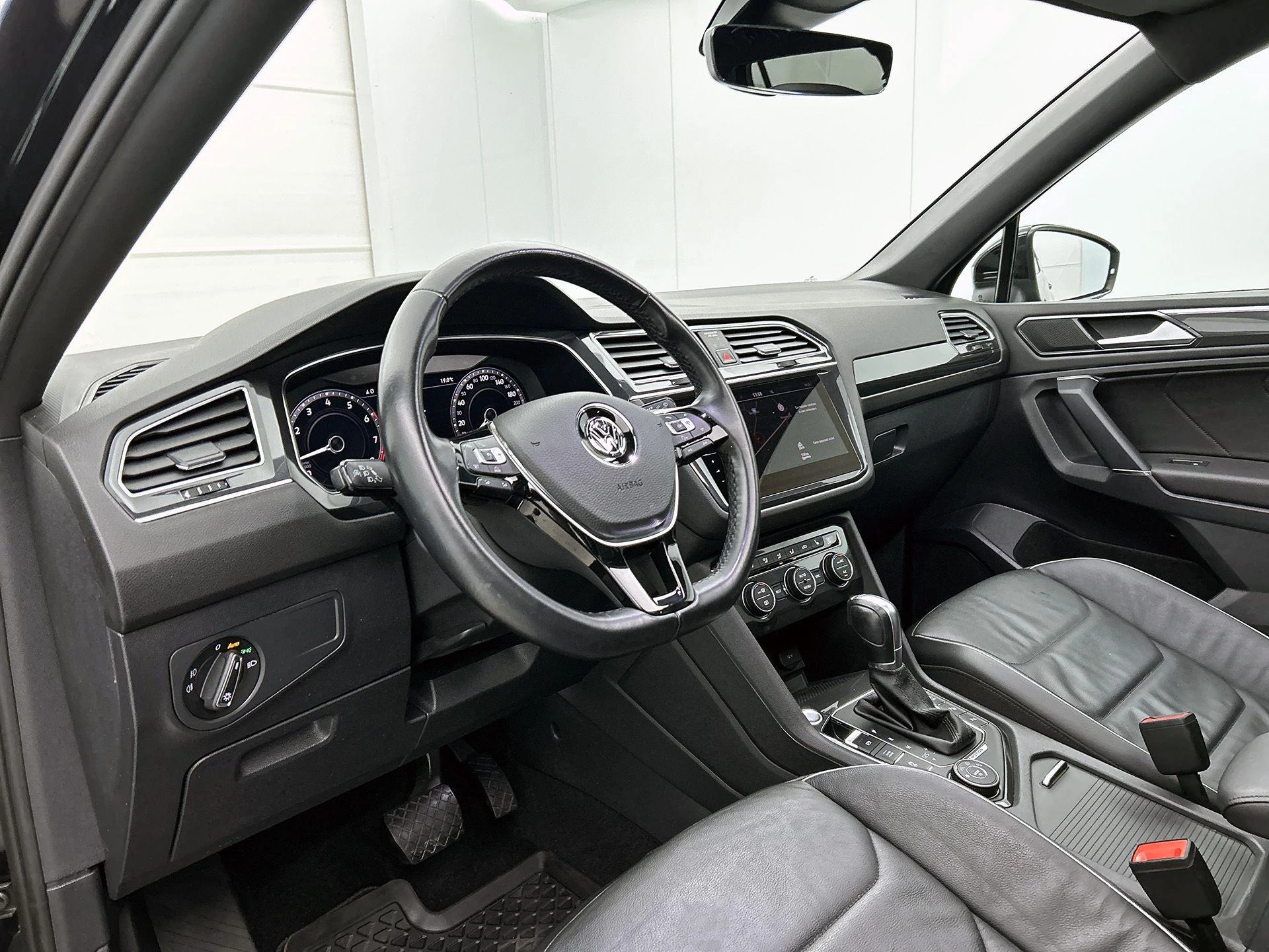 Volkswagen Tiguan Allspace 2.0 TSI 4Motion Highline Business R