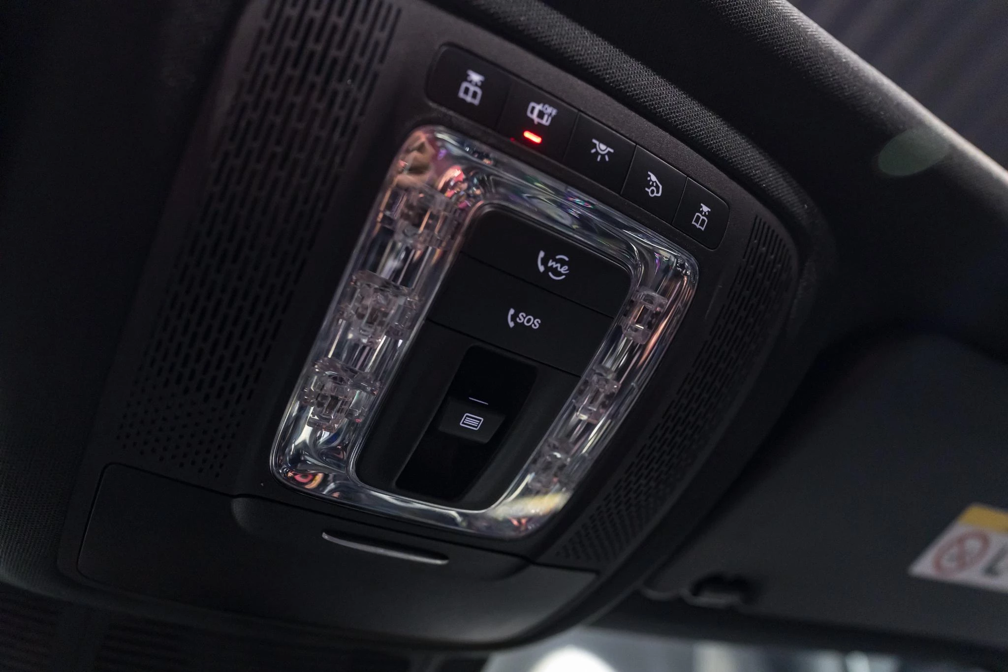 Mercedes-Benz-GLS-image-52