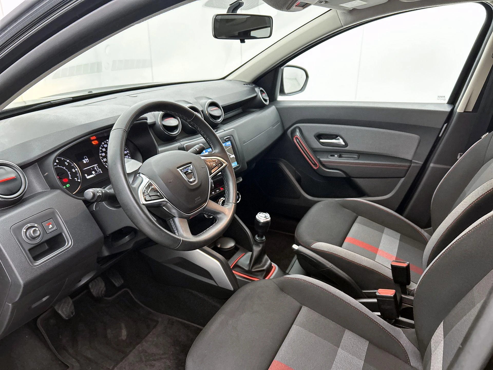 Dacia-Duster-image-18