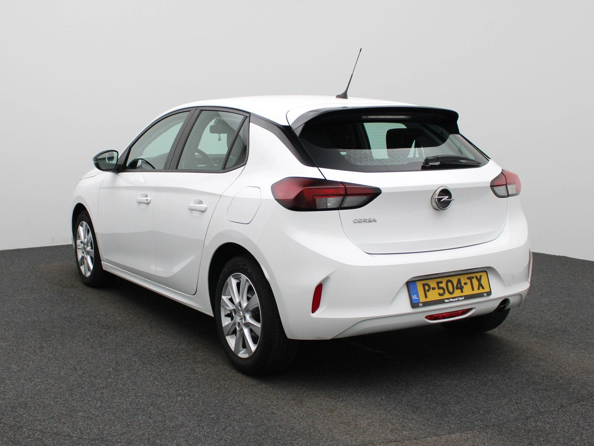 Opel-Corsa-image-1