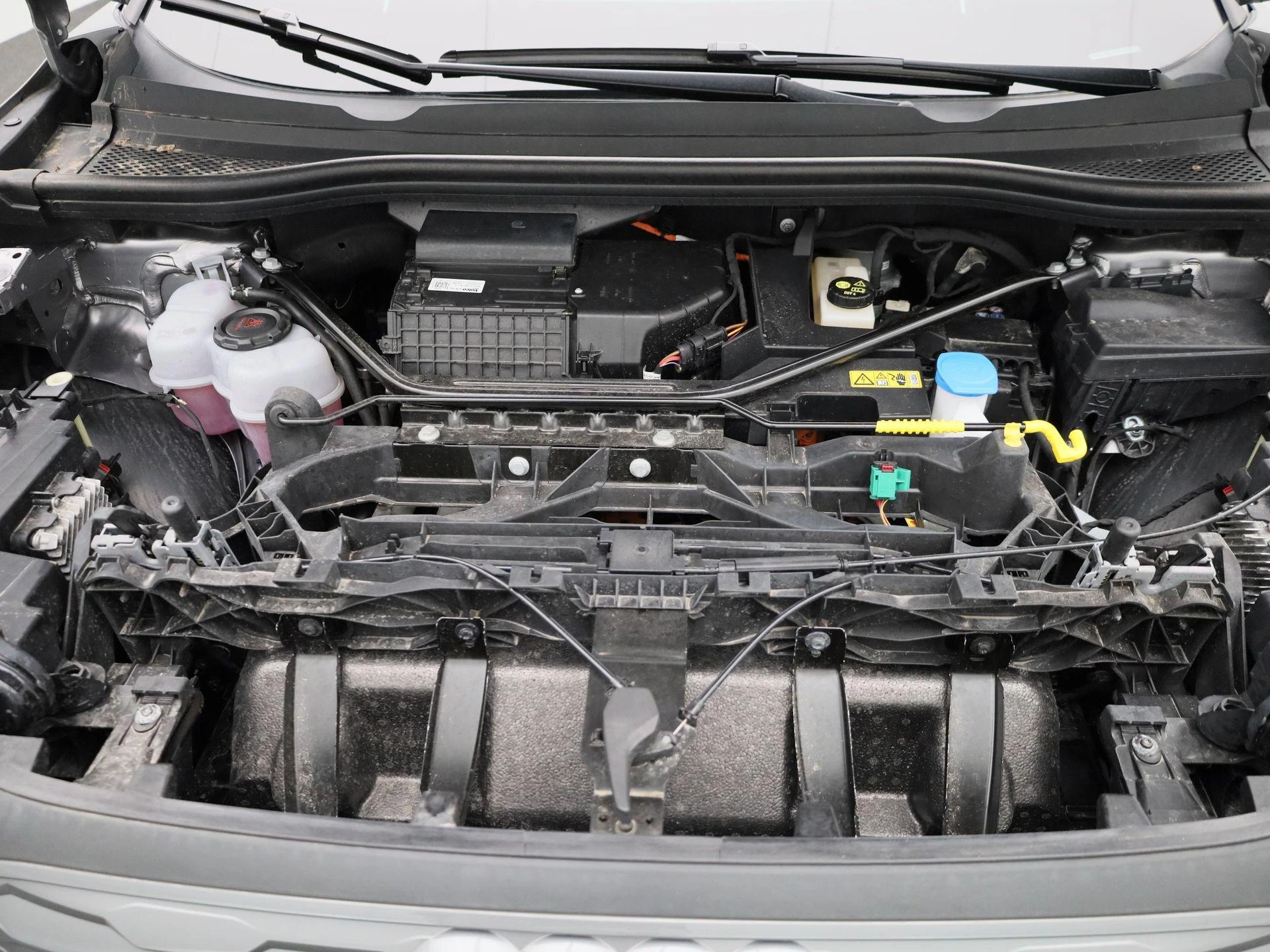 Audi-Q4 e-tron-image-49
