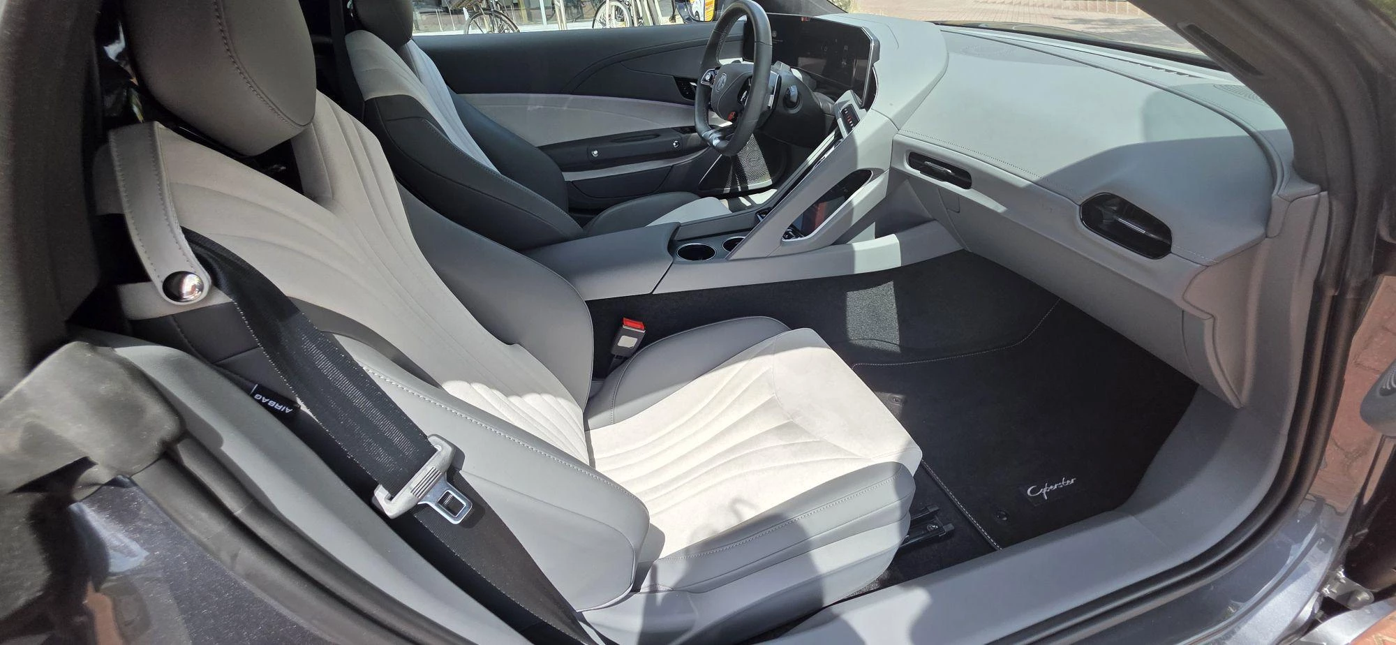 MG Cyberster GT 77kWh