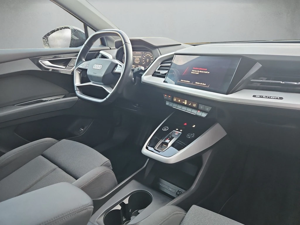 Audi-Q4 e-tron-image-7