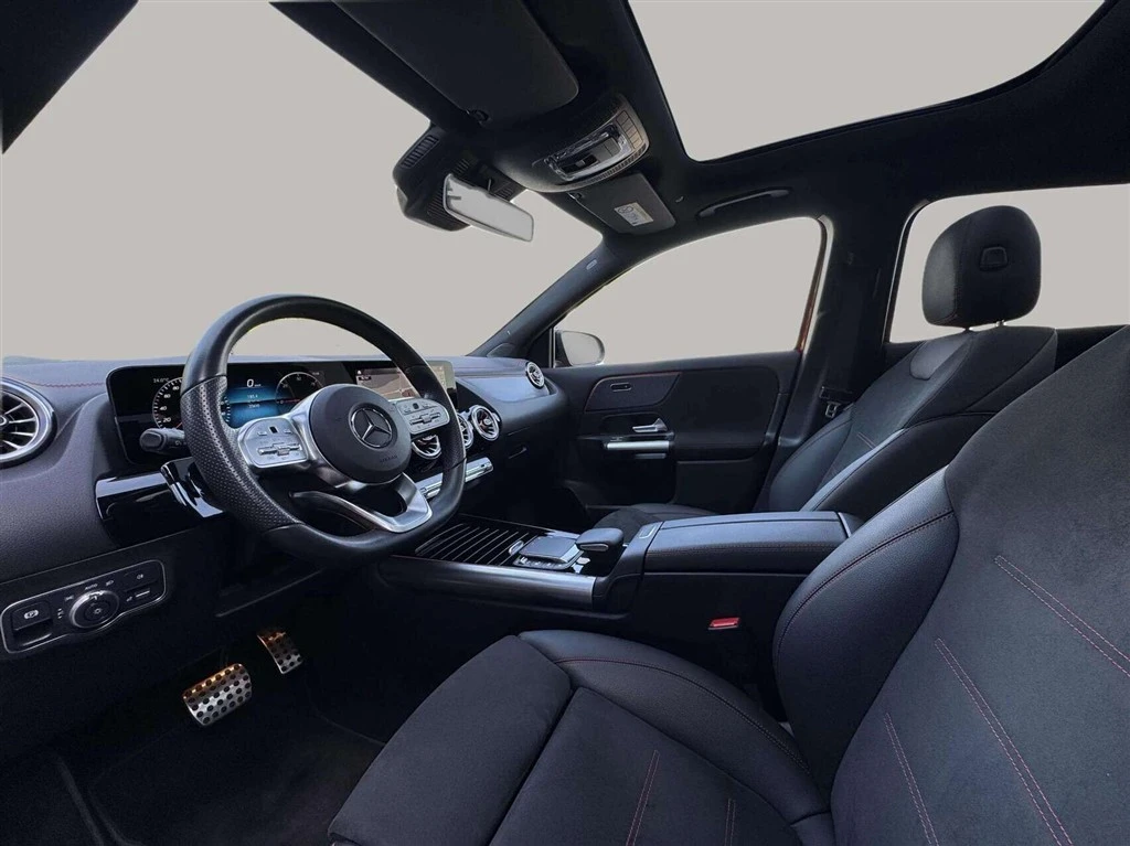 Mercedes-Benz-EQA-image-9