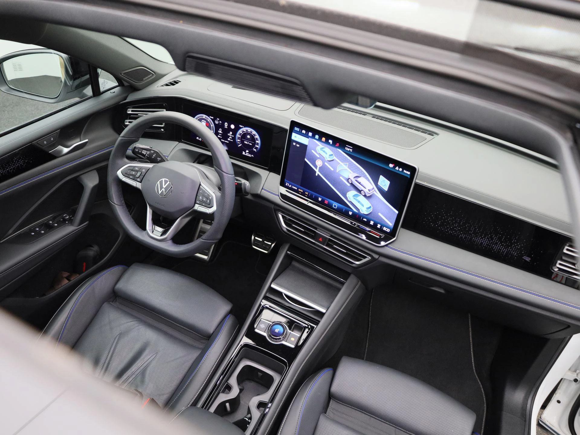 Volkswagen Tiguan 1.5 eHybrid R-Line Edition 272 PK