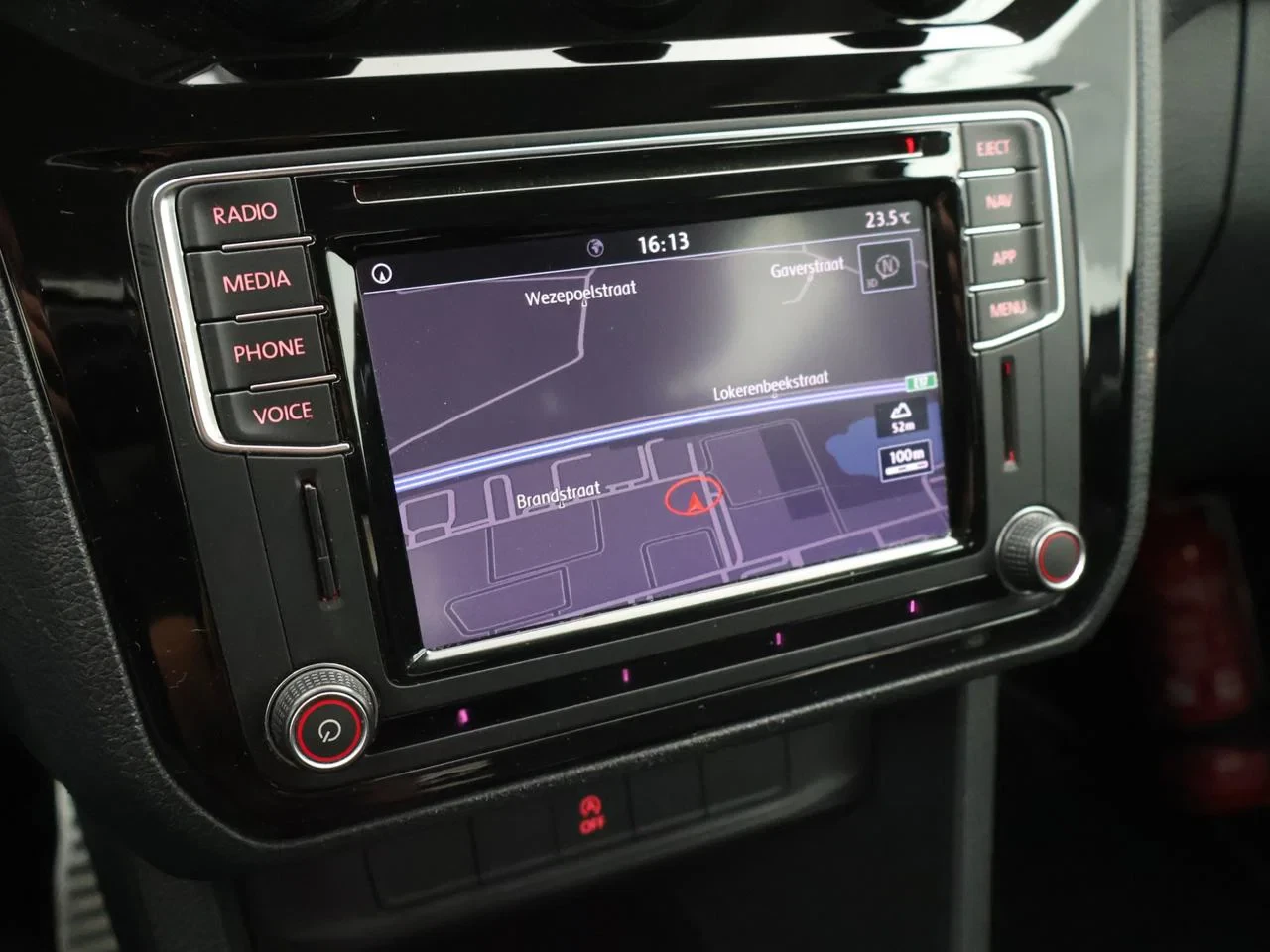 Volkswagen-Caddy-image-15