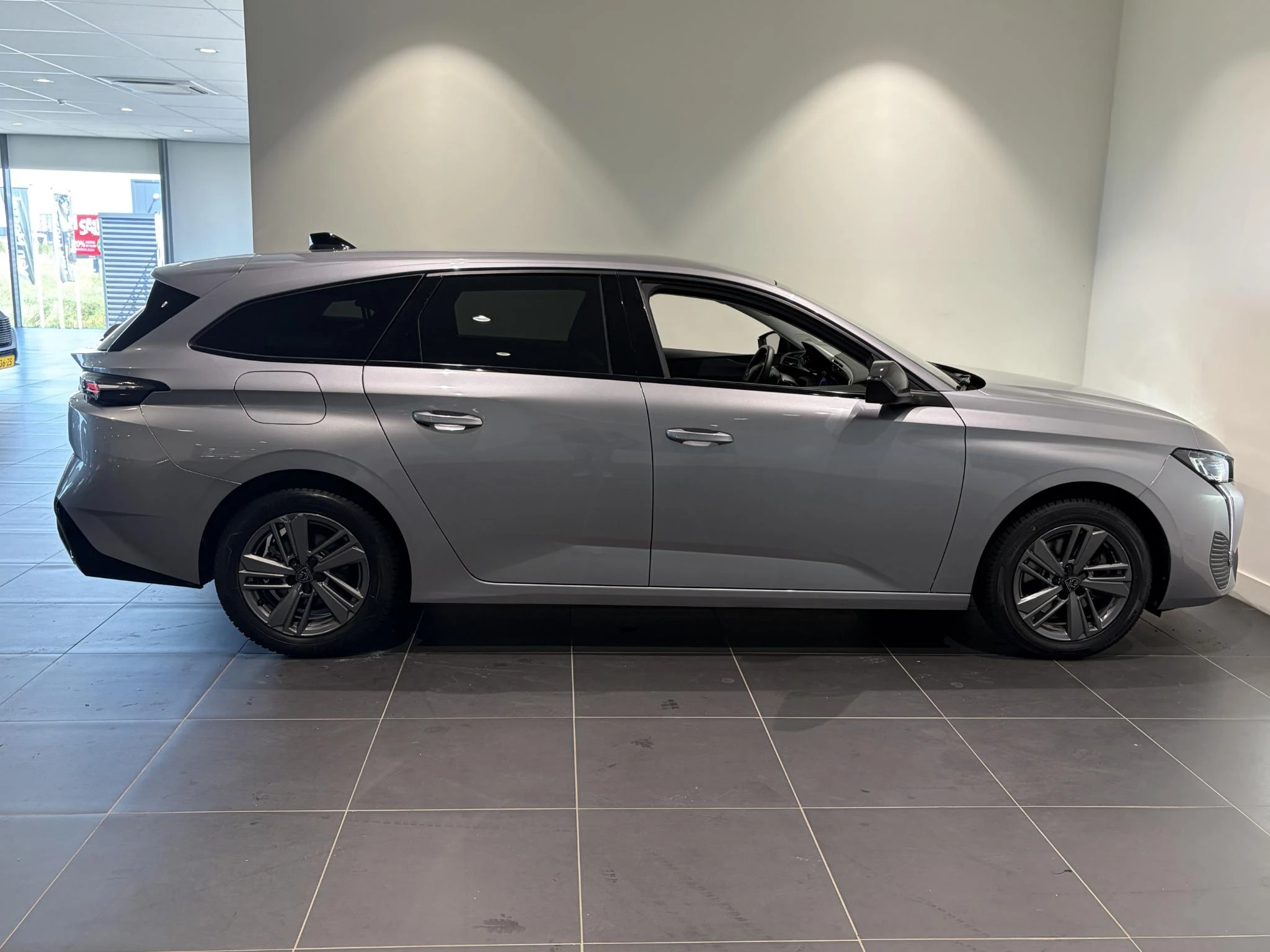 Peugeot-308-image-6