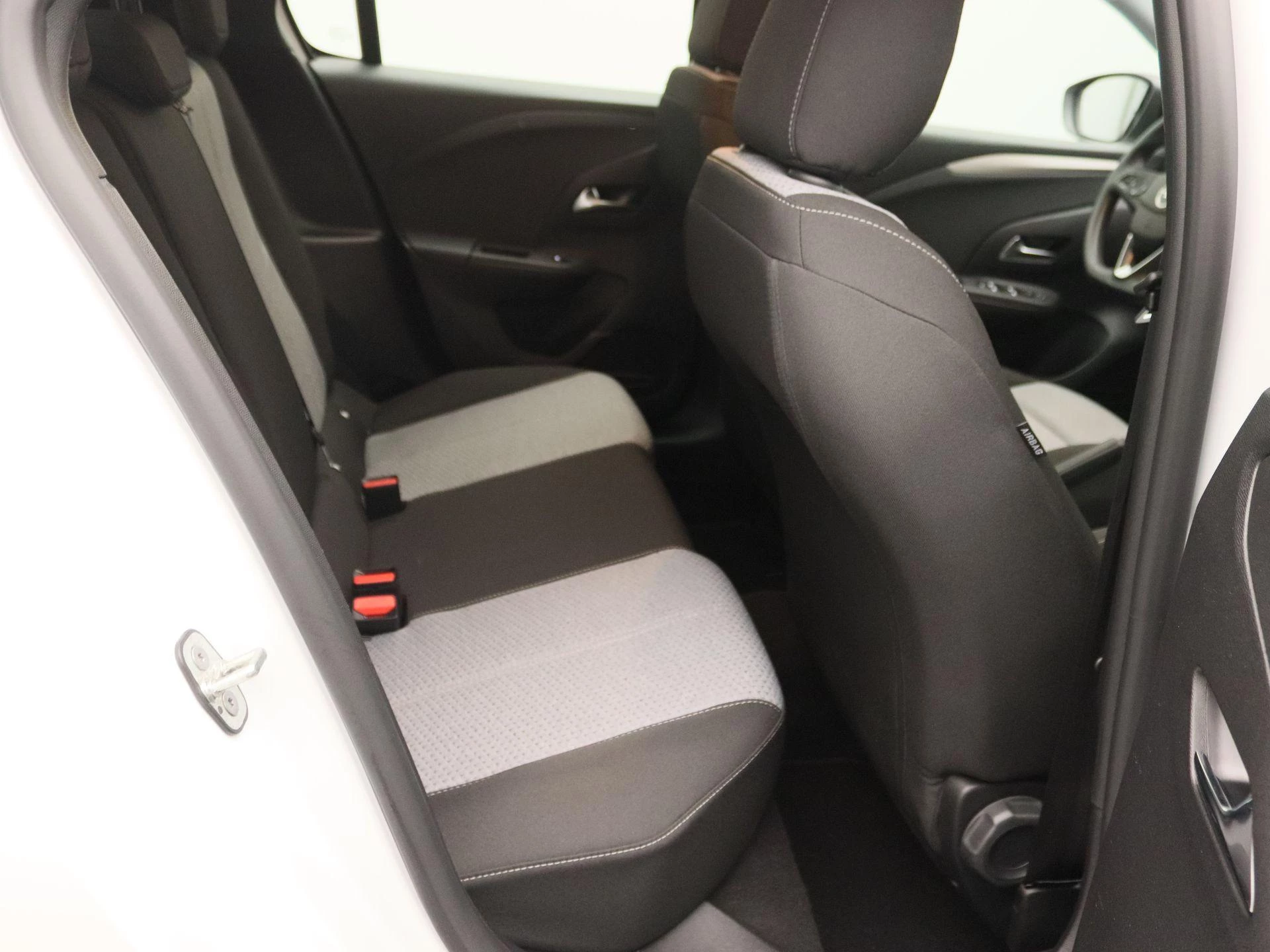 Opel-Corsa-image-25
