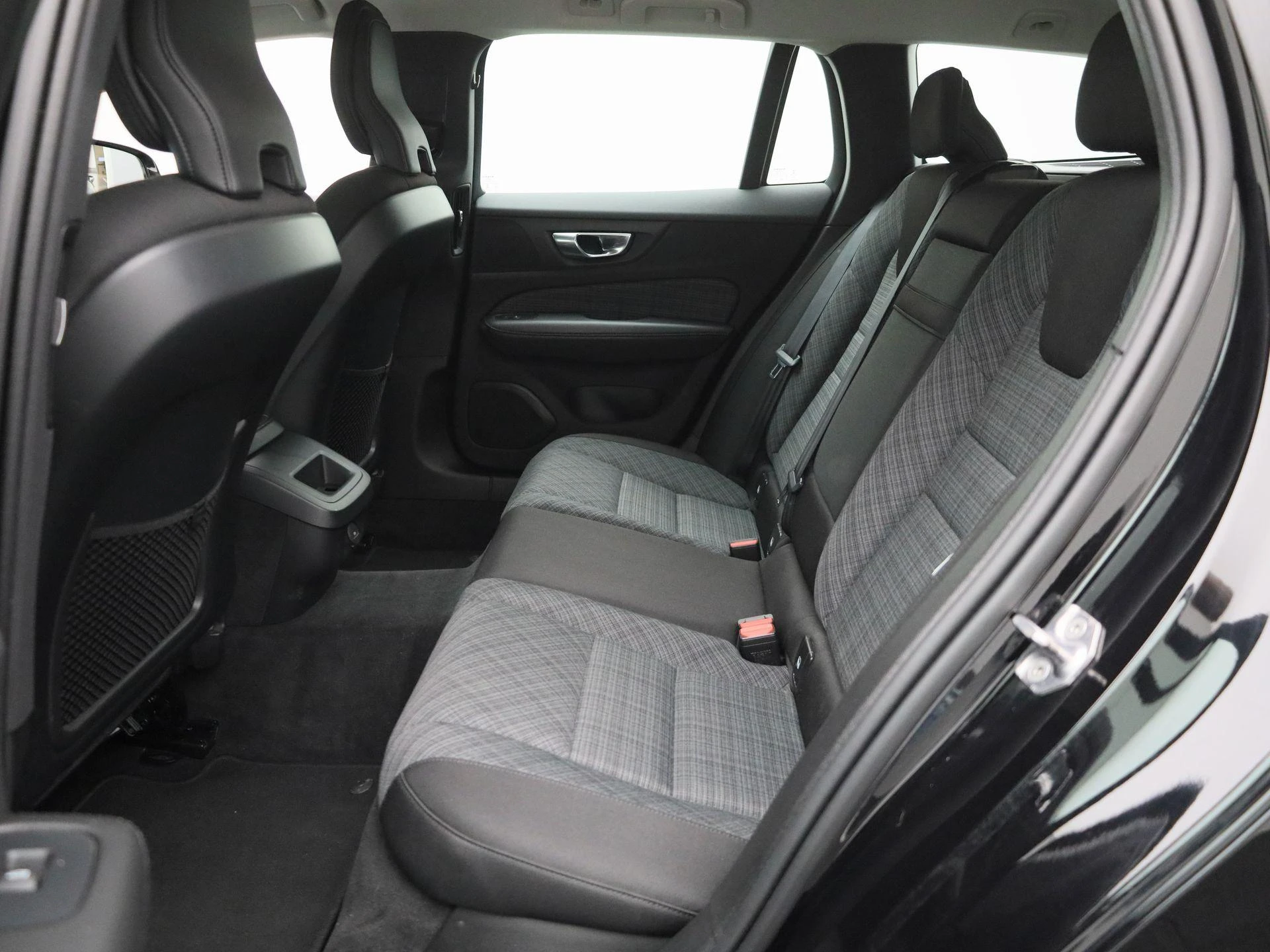 Volvo-V60-image-11