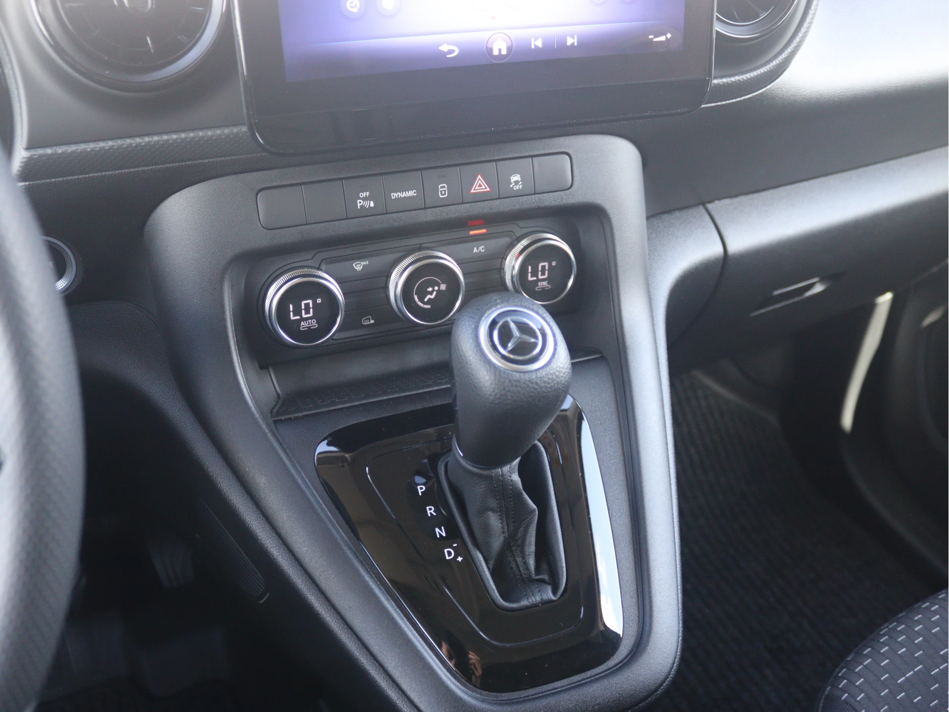 Mercedes-Benz-eCitan-image-10