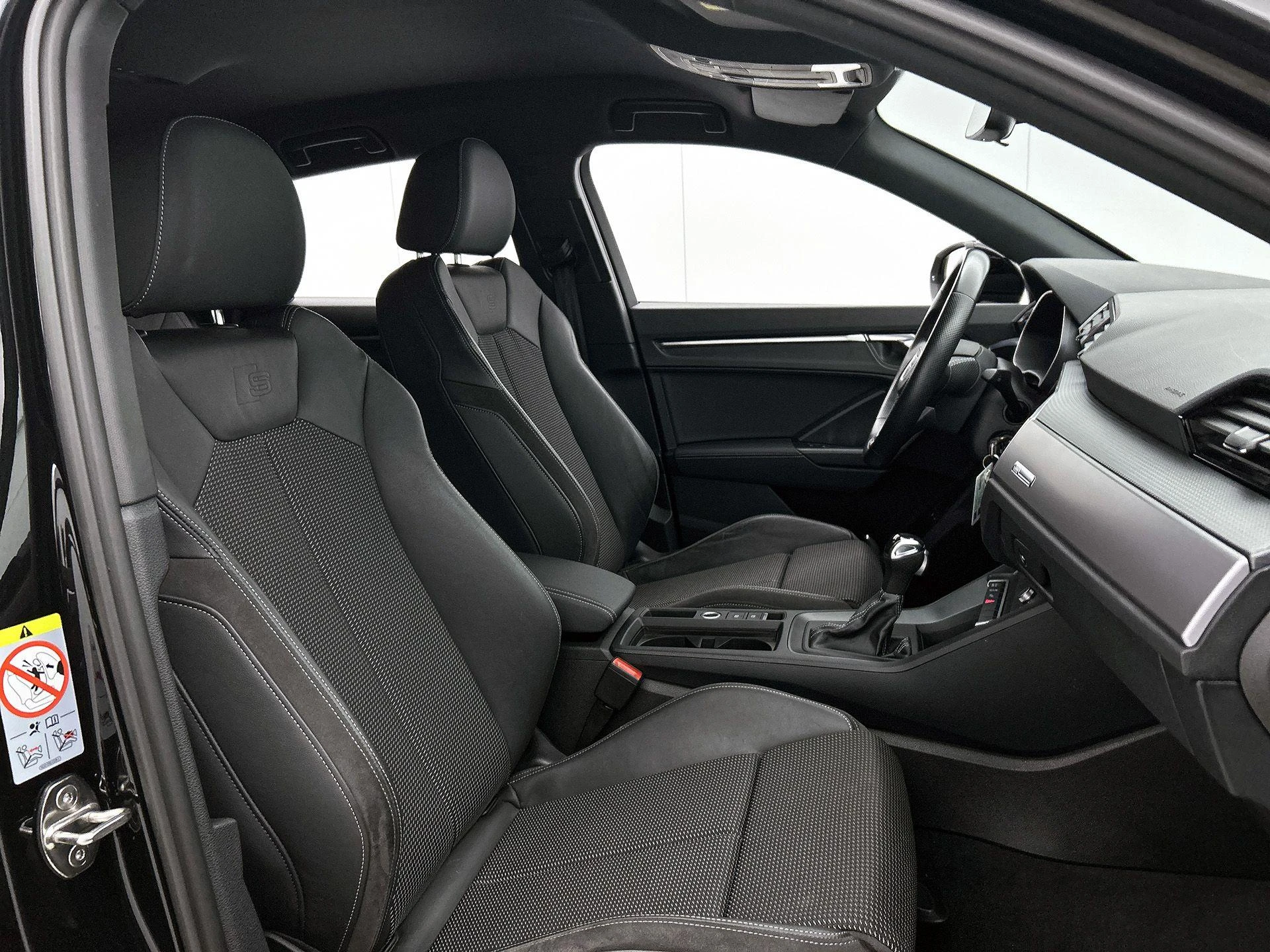 Audi-Q3-image-32