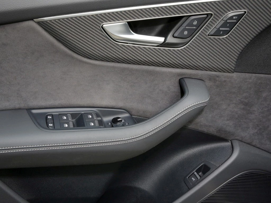 Audi-SQ8-image-18