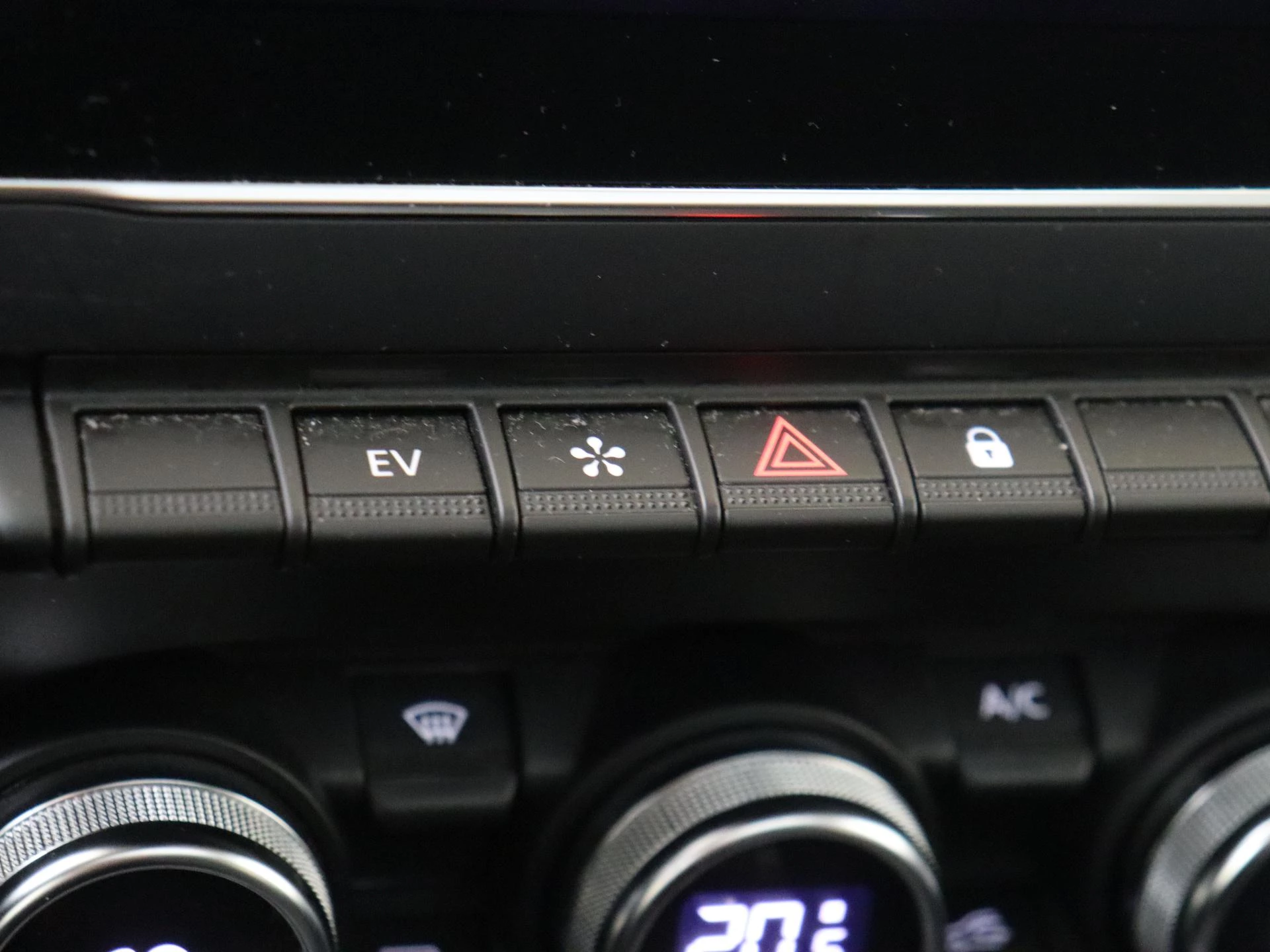 Renault Captur 1.6 E-Tech Hybrid 145 Intens