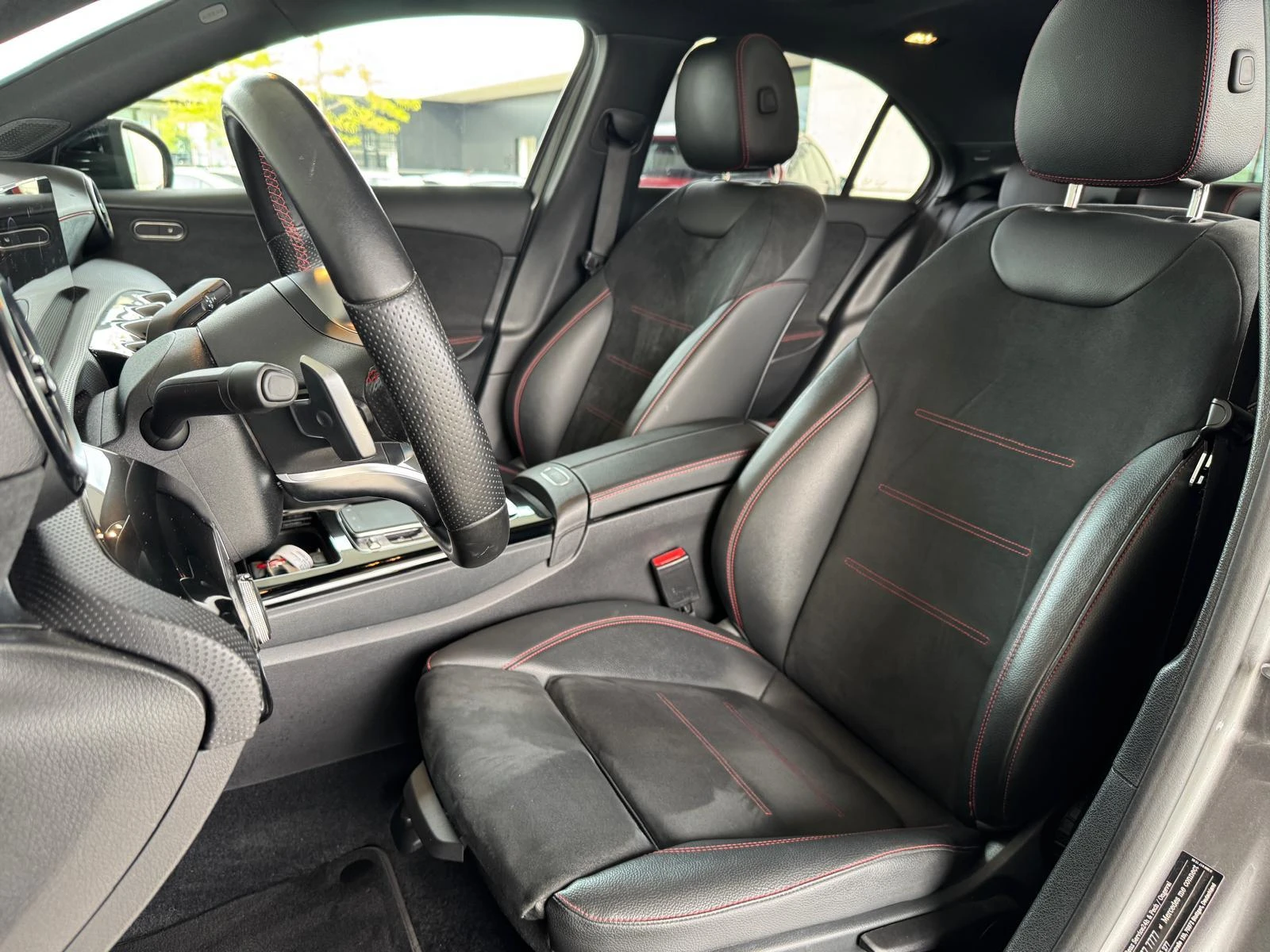 Mercedes-Benz-A-Klasse-image-7