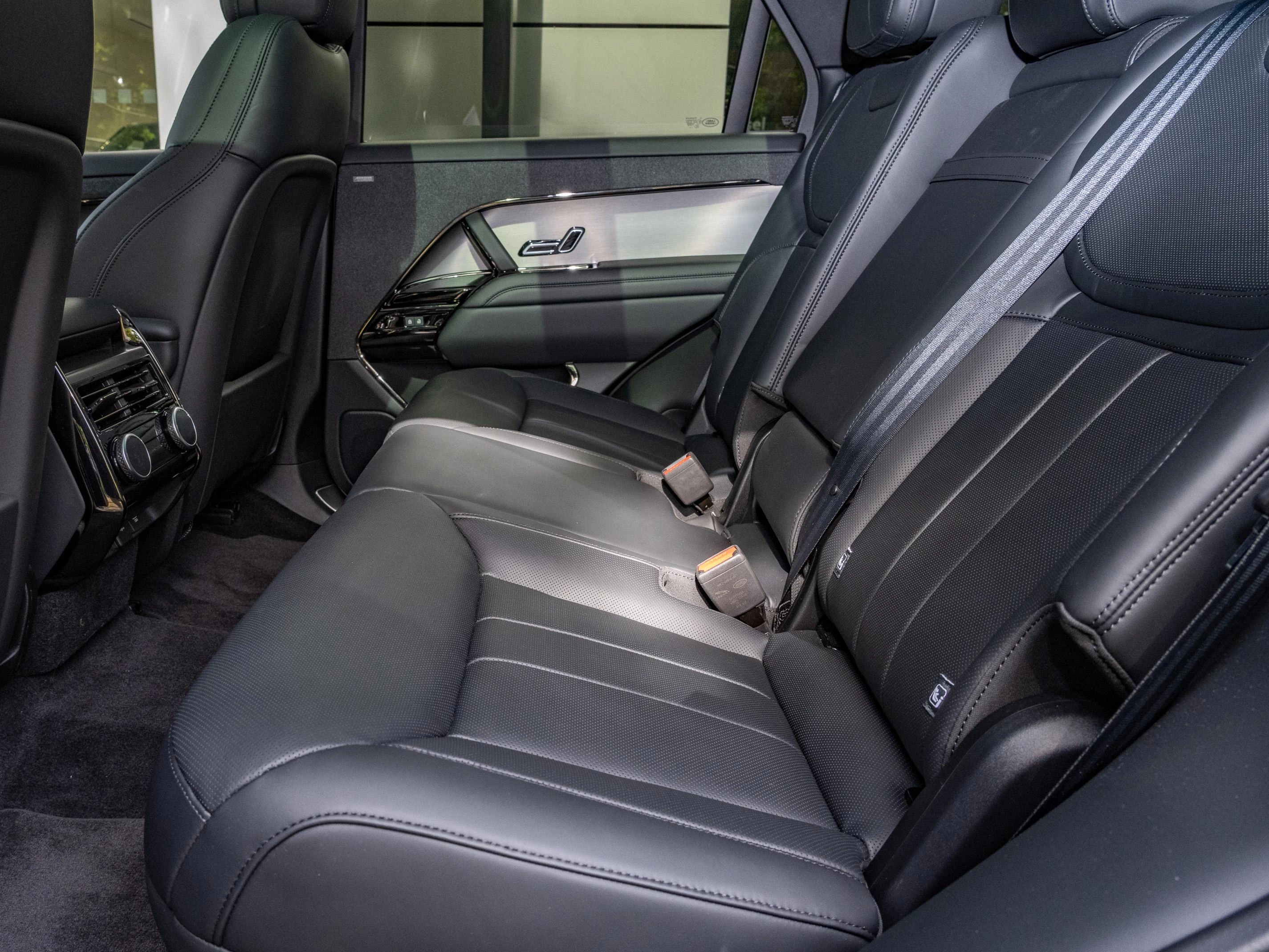 Land Rover Range Rover Sport P460e Dynamic Edition