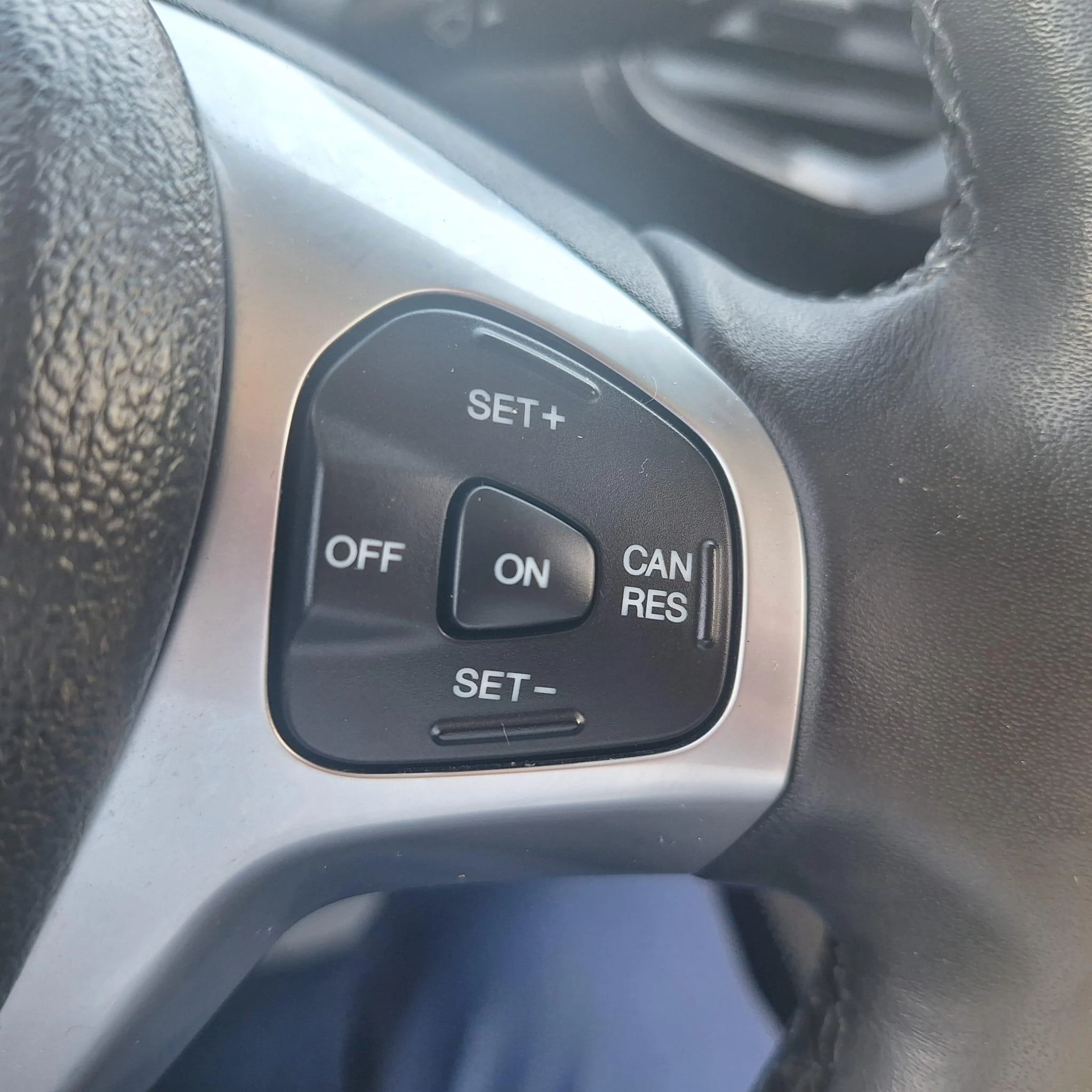 Ford-EcoSport-image-24