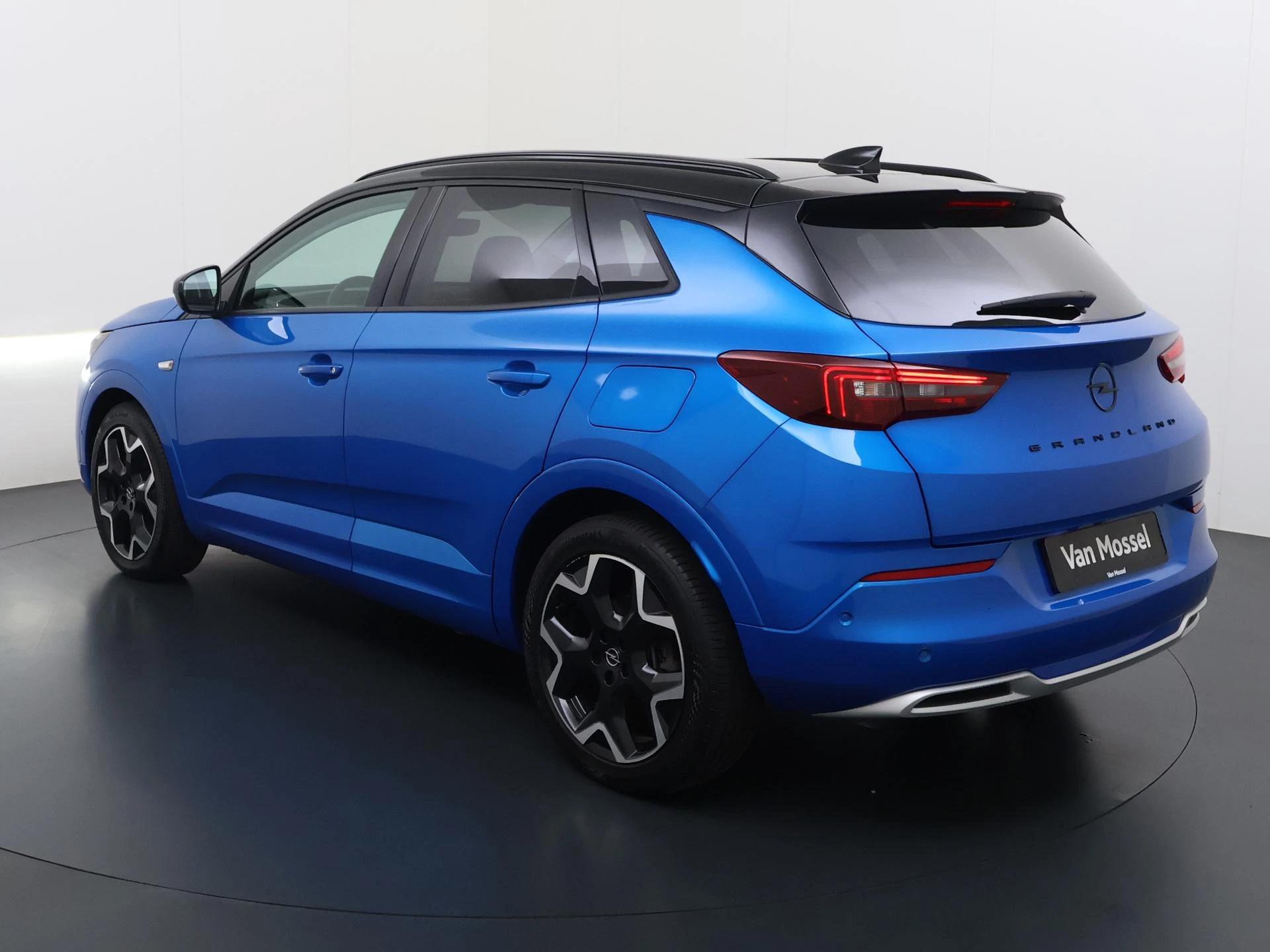 Opel-Grandland-image-6