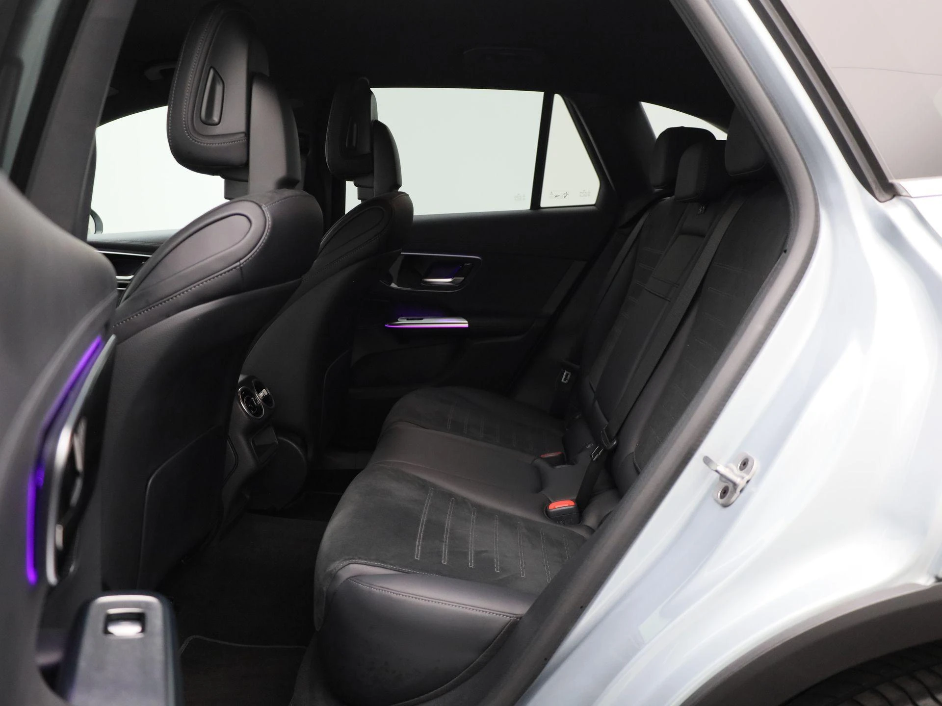 Mercedes-Benz-GLC-image-10