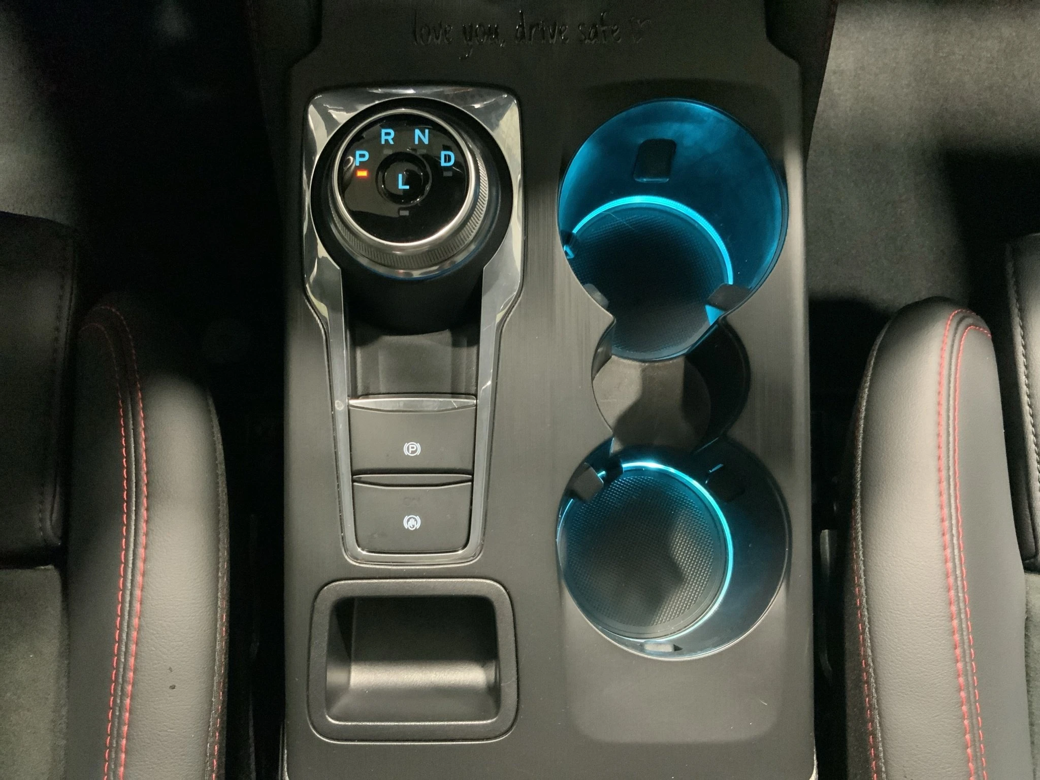 Ford-Kuga-image-17