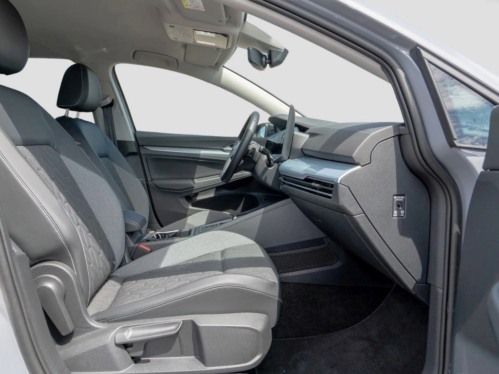 Volkswagen Golf VIII 1.5 TSI DSG eHybrid Goal WWV