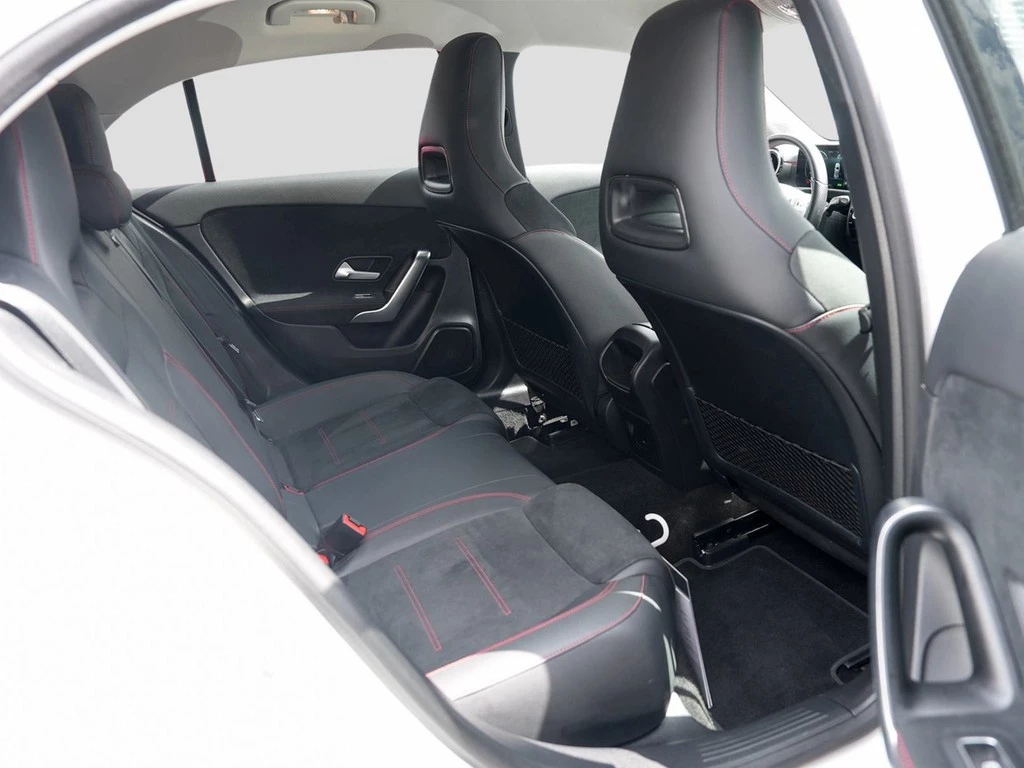 Mercedes-Benz A-Klasse 250 e AMG Line /Navi/RFK/GRA/LED