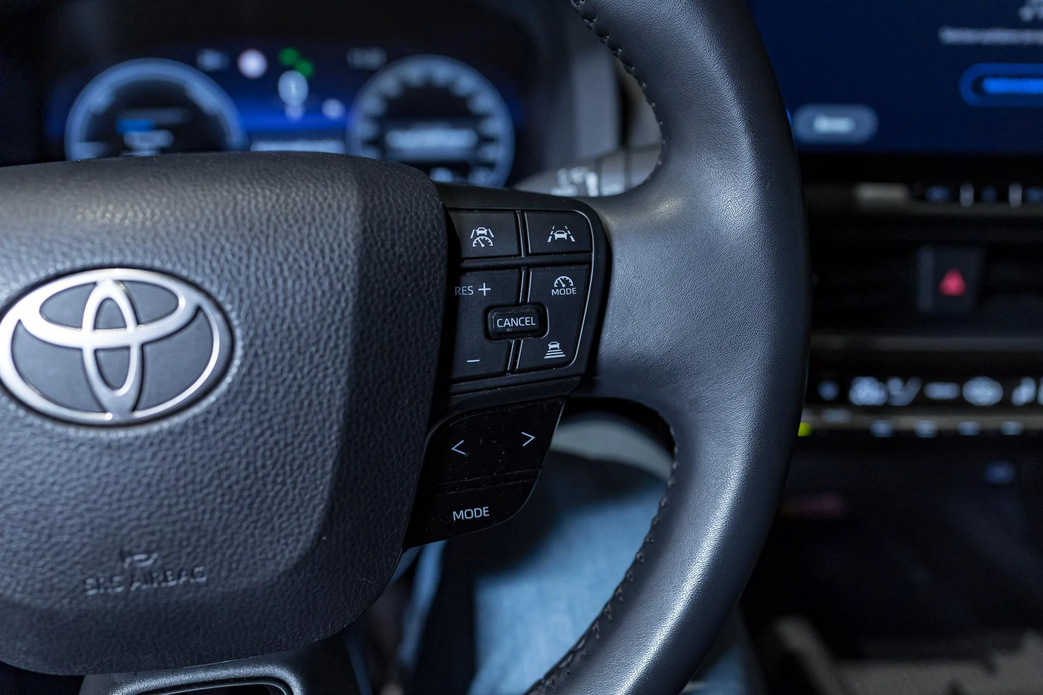 Toyota C-HR 1.8 VVT i-Hybrid C-Lub Mono-Tone E-CVT
