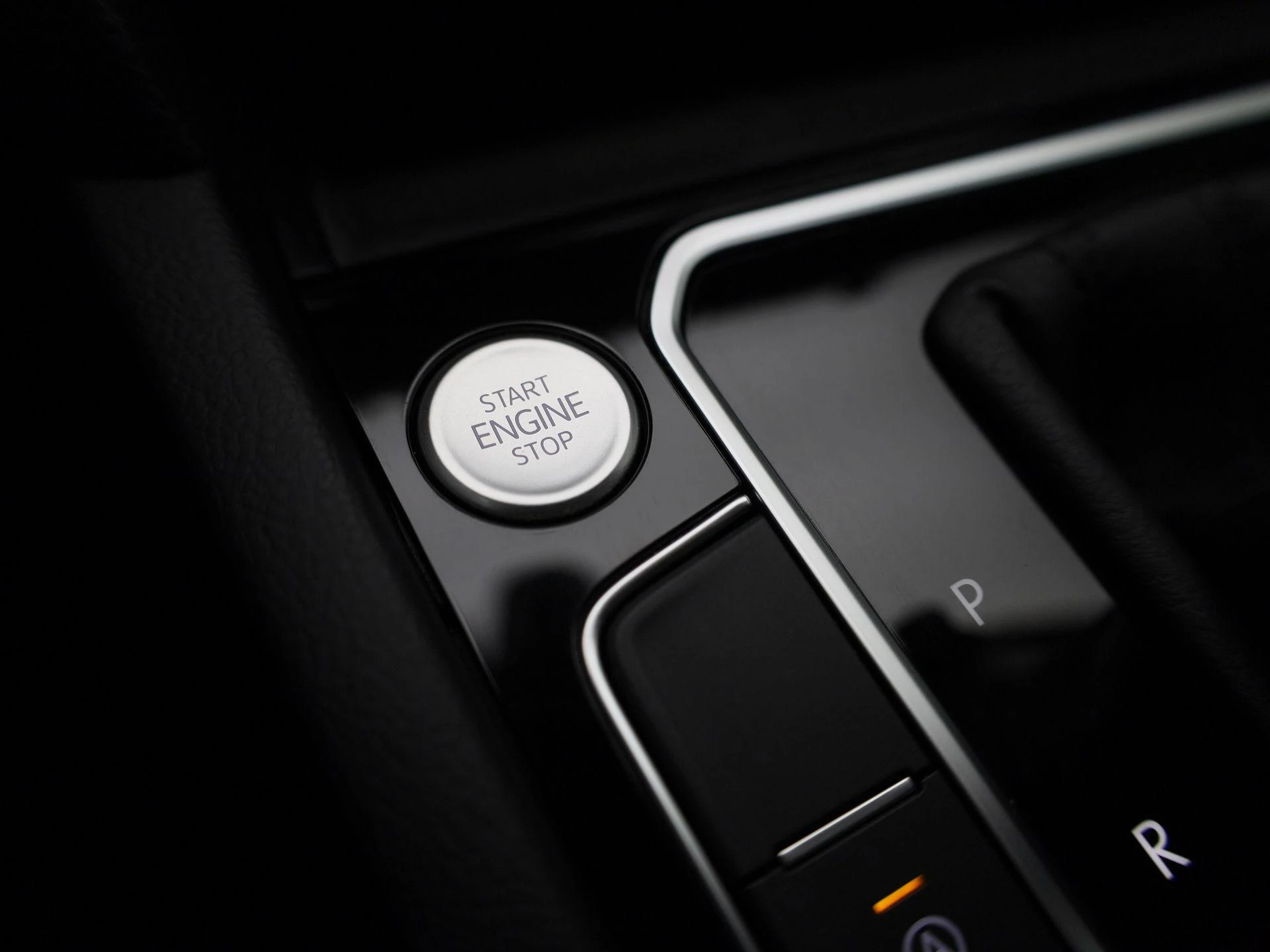 Volkswagen-Passat-image-26
