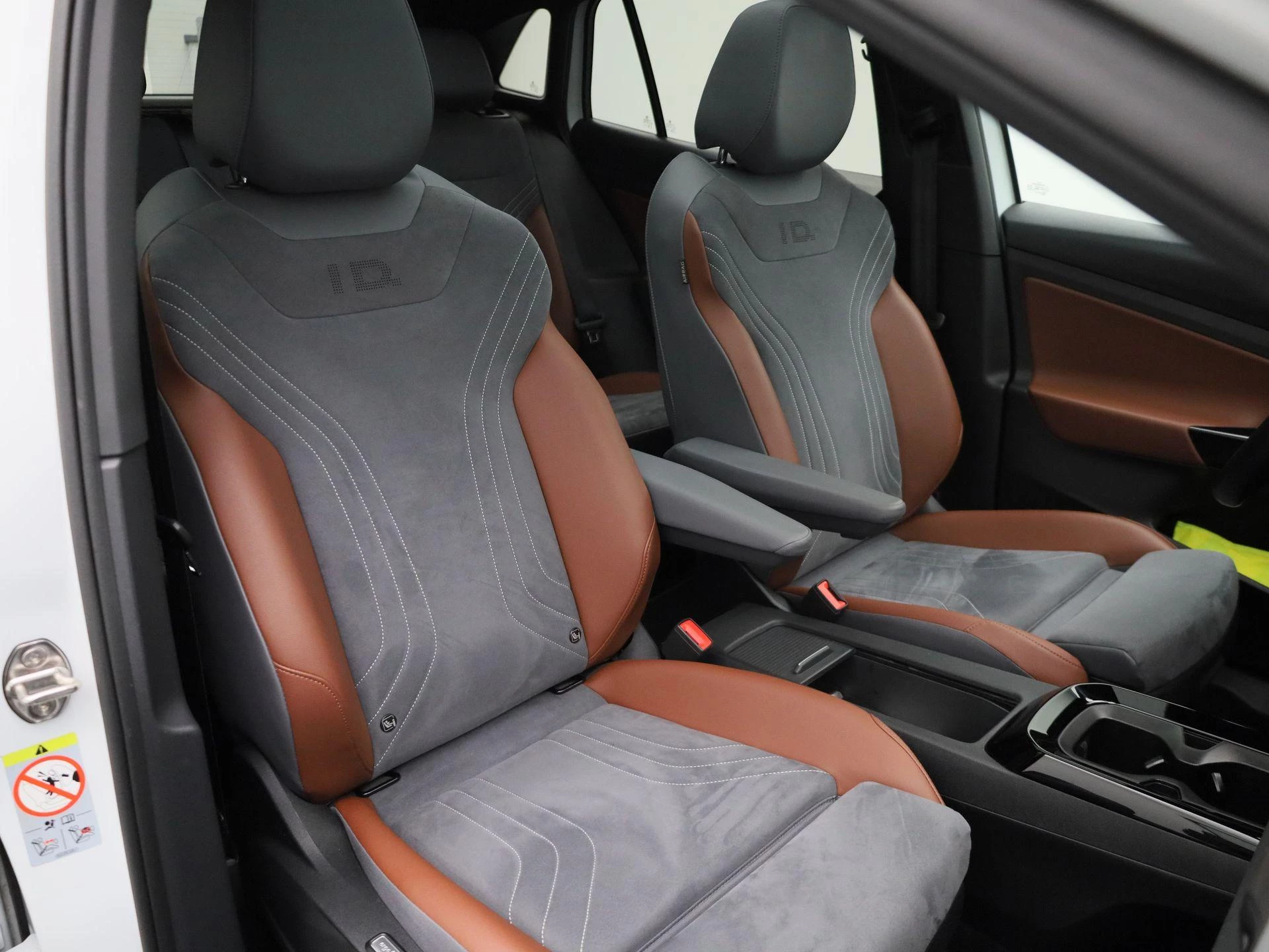 Volkswagen-ID.4-image-43