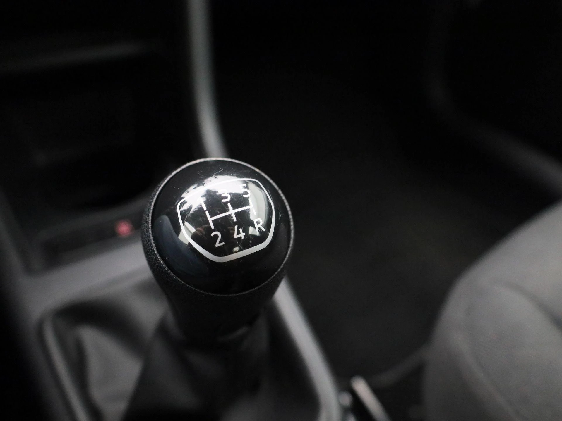 Volkswagen-up!-image-18