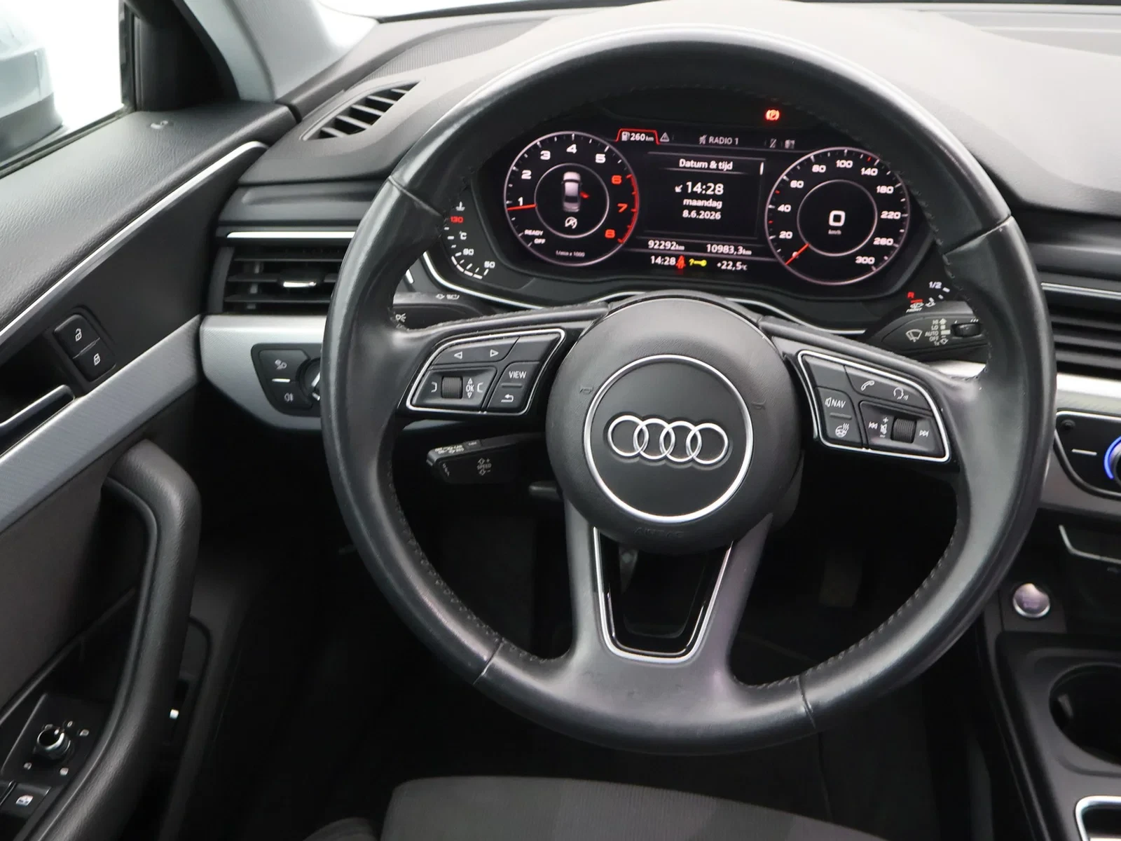 Audi A4 Sedan 35TFSI Sport *VIRTUAL COCKPIT*CRUISE CONTROL*NAVI*BLTH*PDC*DAB RADIO*...*