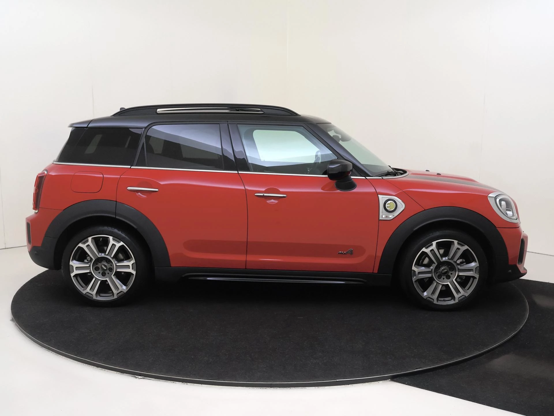 MINI-Countryman-image-12