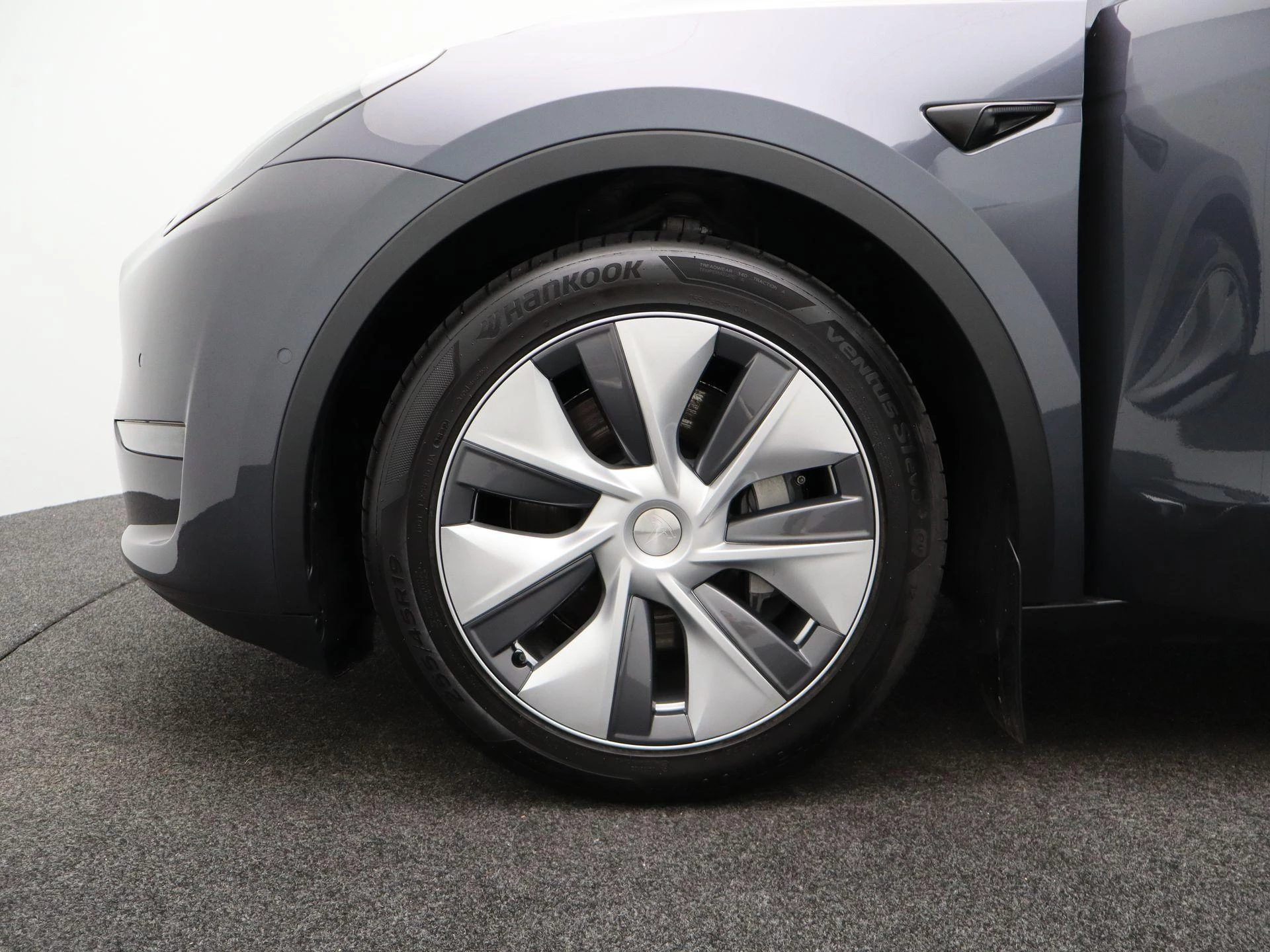 Tesla Model Y Long Range AWD 75 kWh