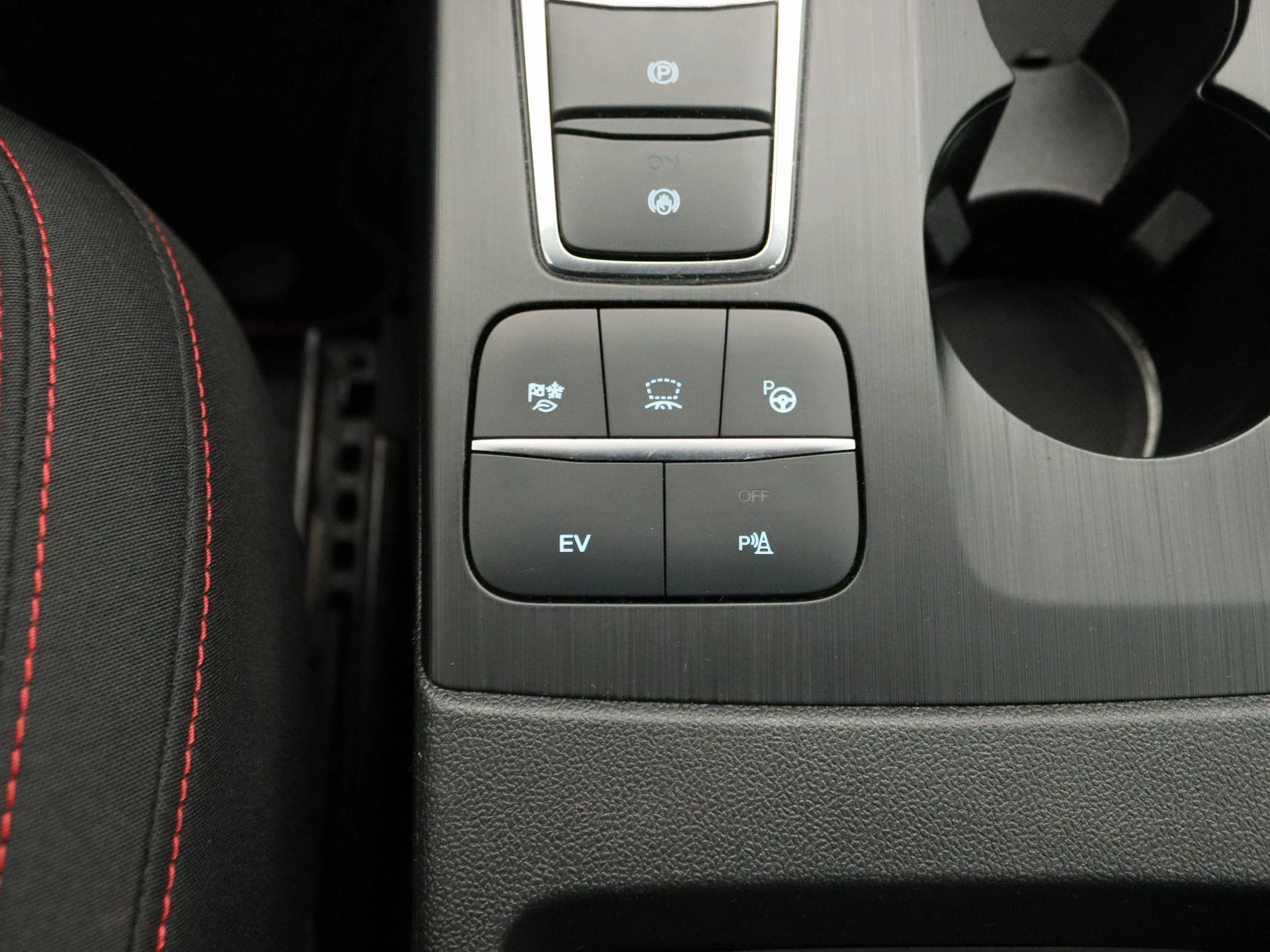 Ford-Kuga-image-11