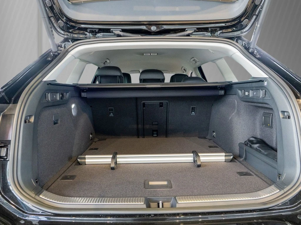 Volkswagen-Passat-image-5