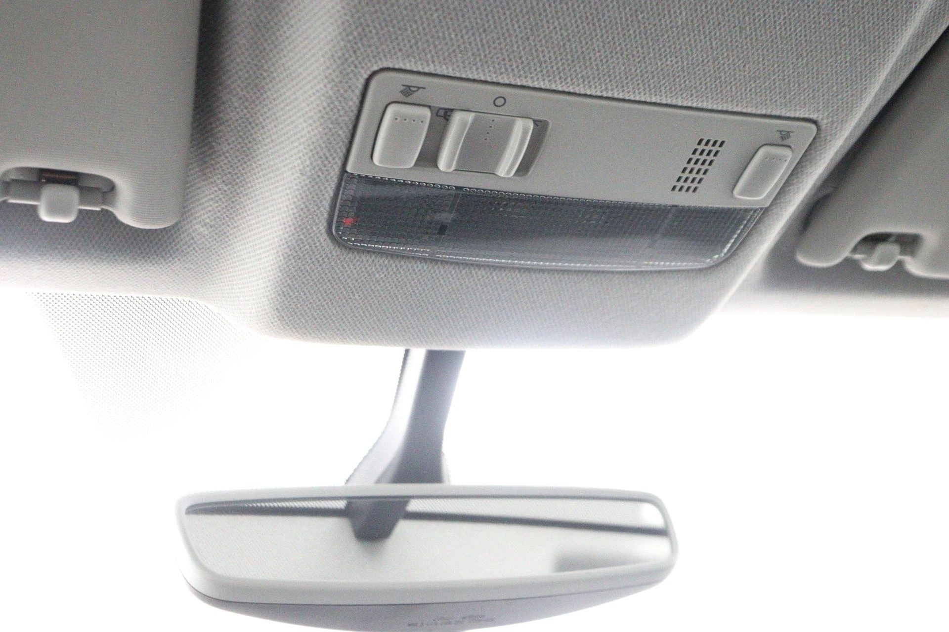 SEAT-Arona-image-51