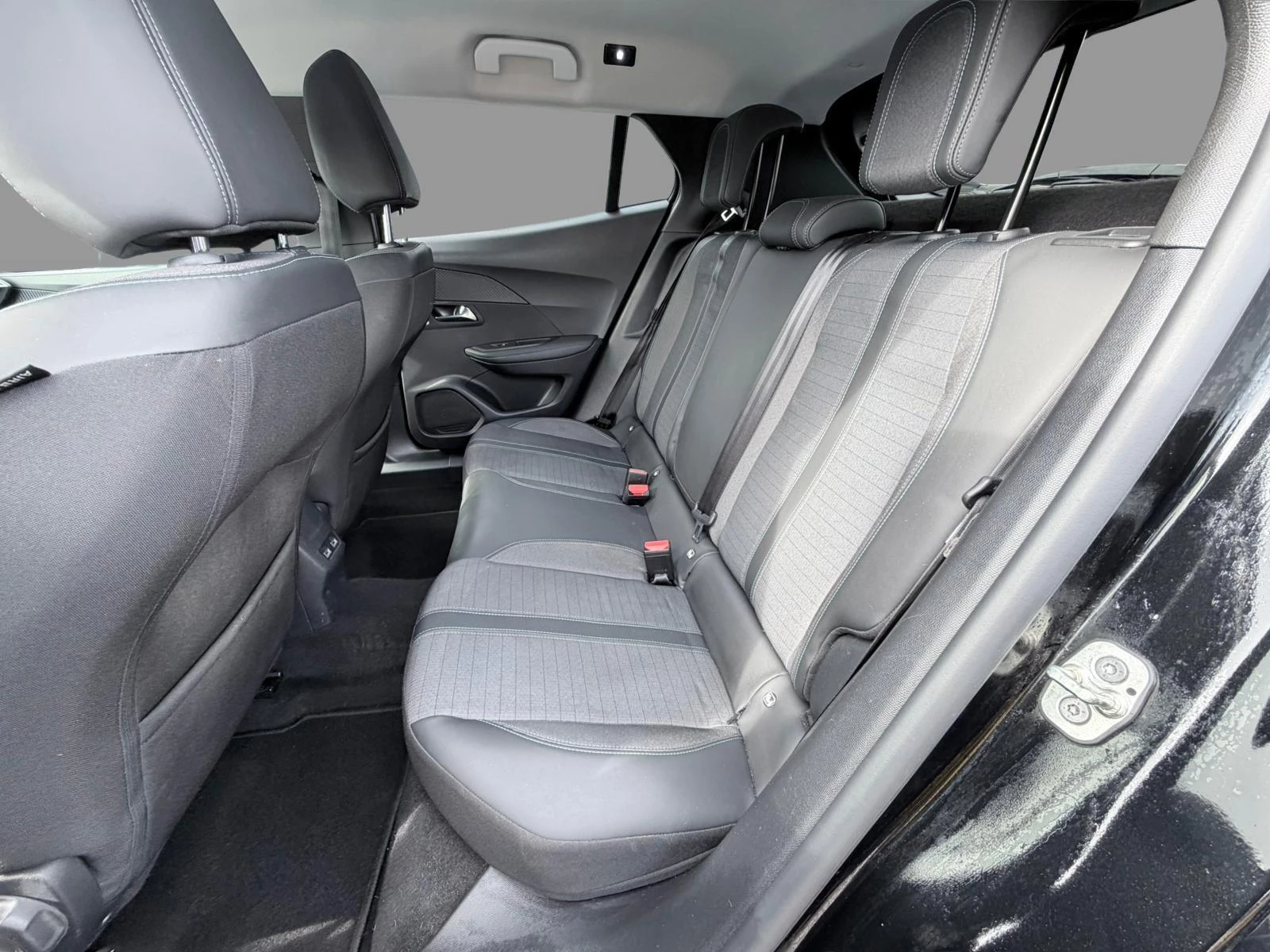 Peugeot 2008 1.5 BlueHDi Allure Pack