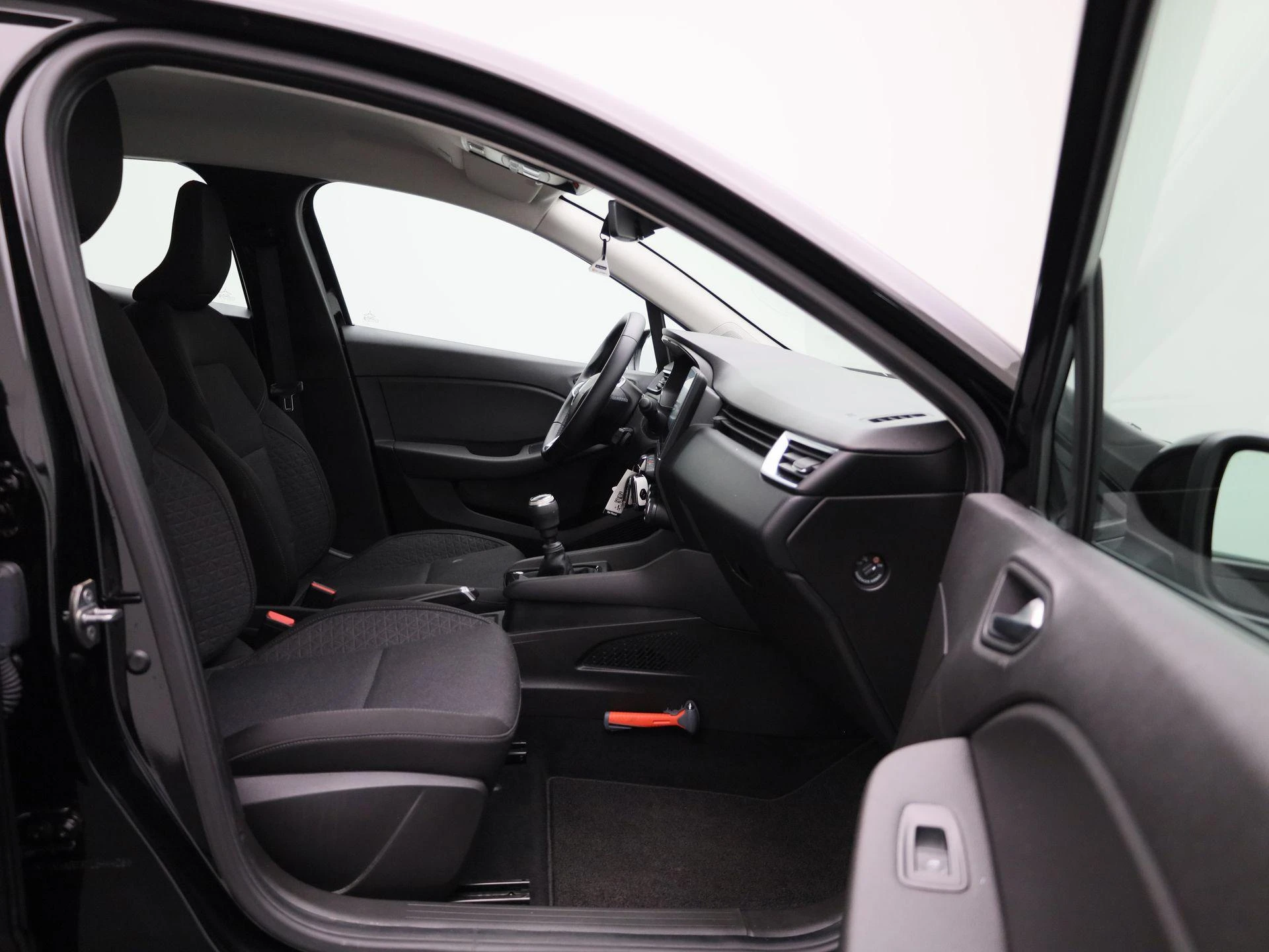 Renault-Clio-image-29
