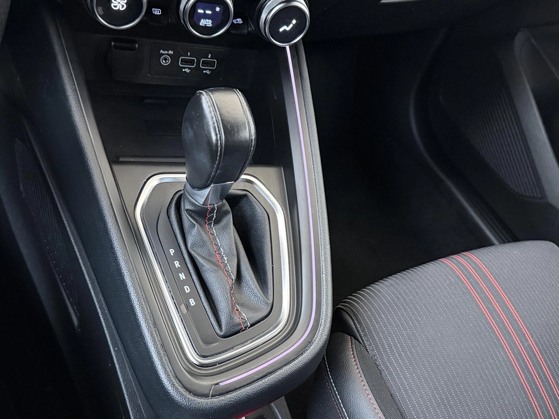 Renault-Clio-image-14