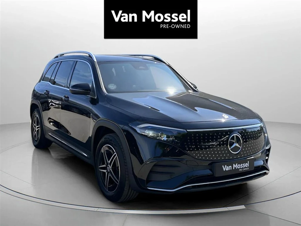 Mercedes-Benz-EQB-image-2