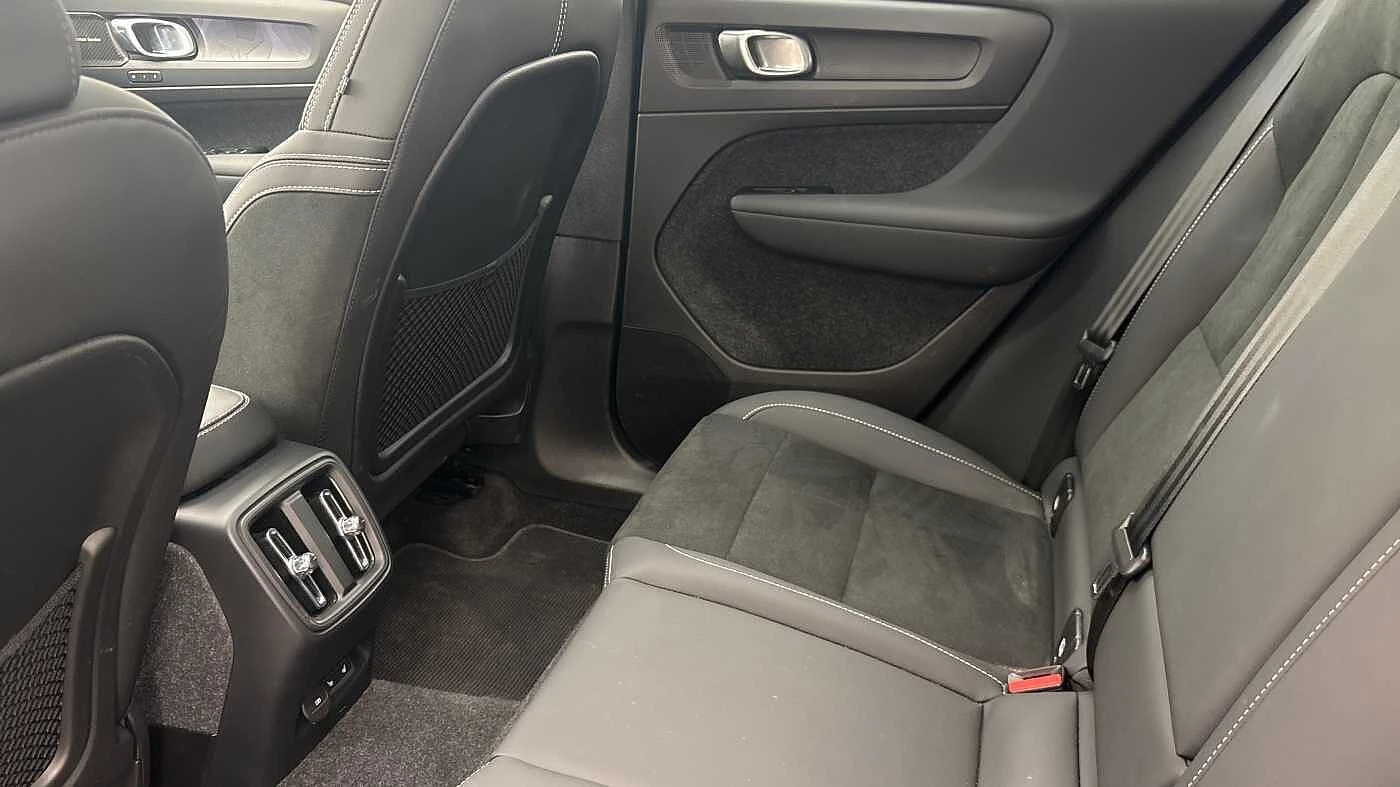 Volvo-XC40-image-7
