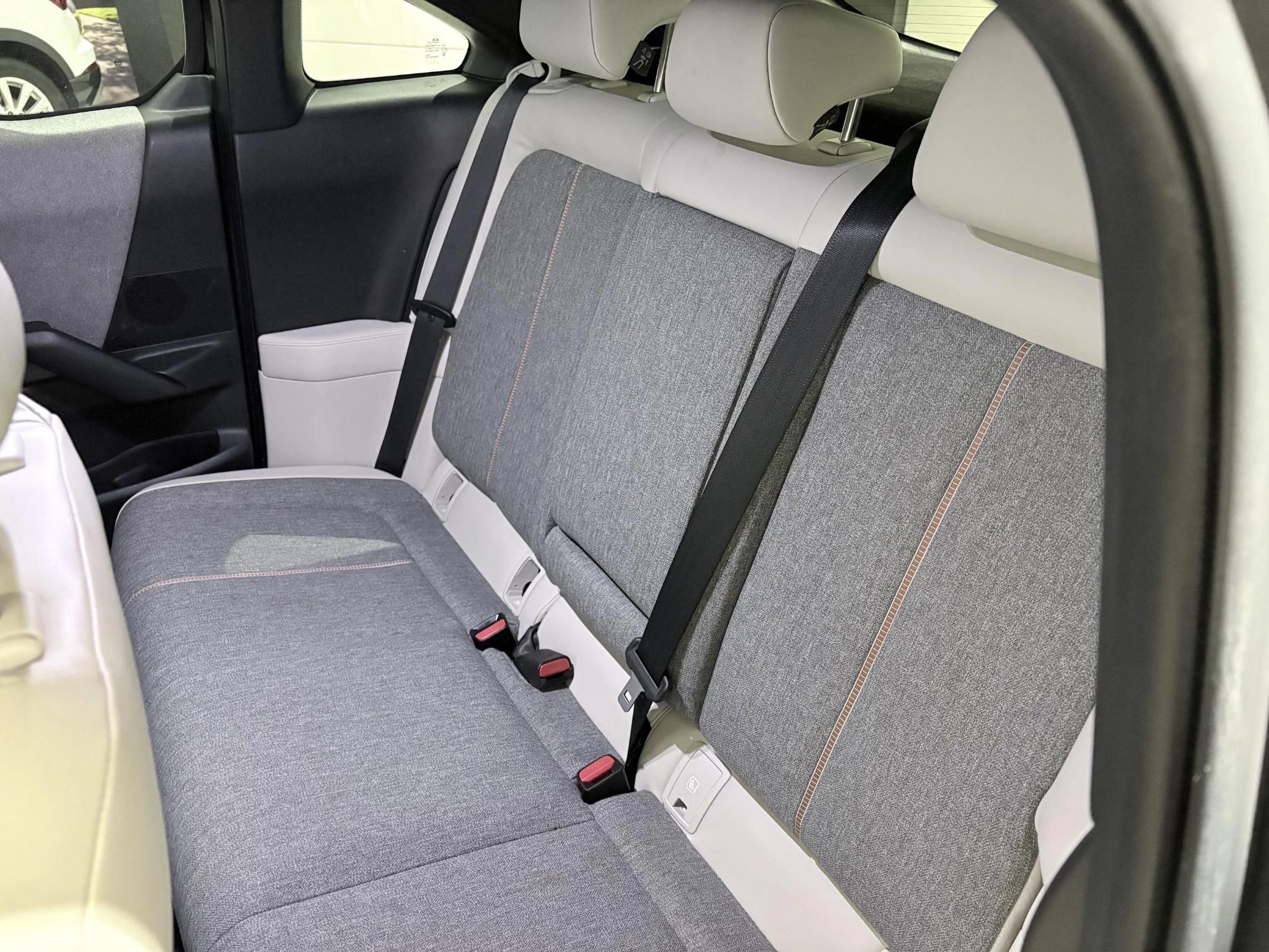 Mazda MX-30 e-SkyActiv 145 First Edition 36 kWh