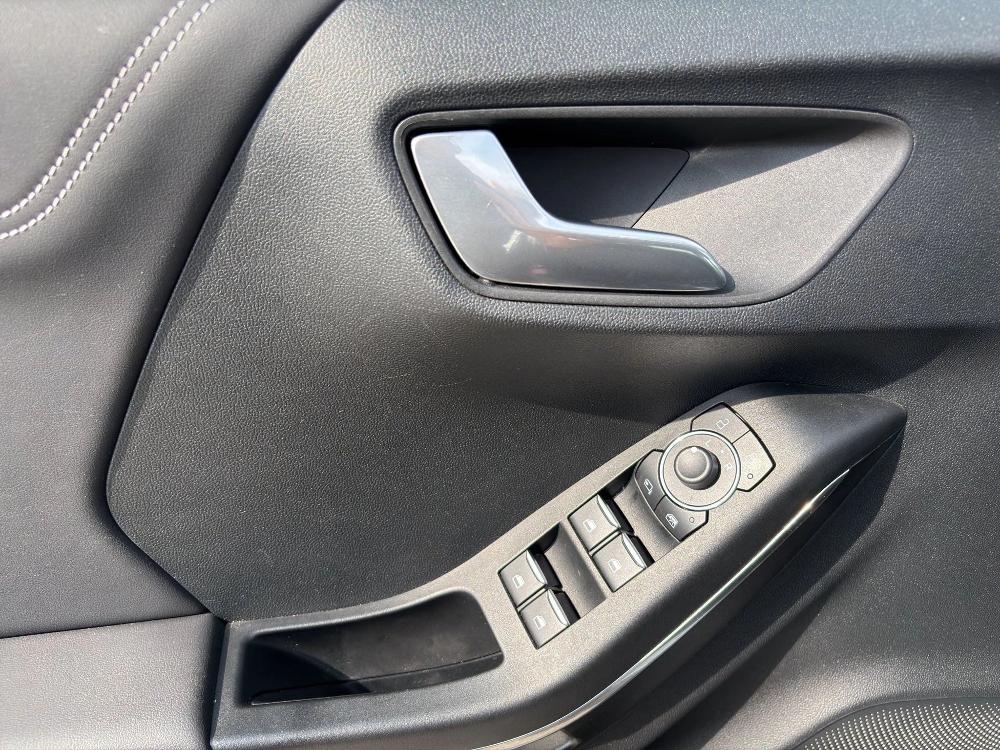 Ford-Puma-image-16