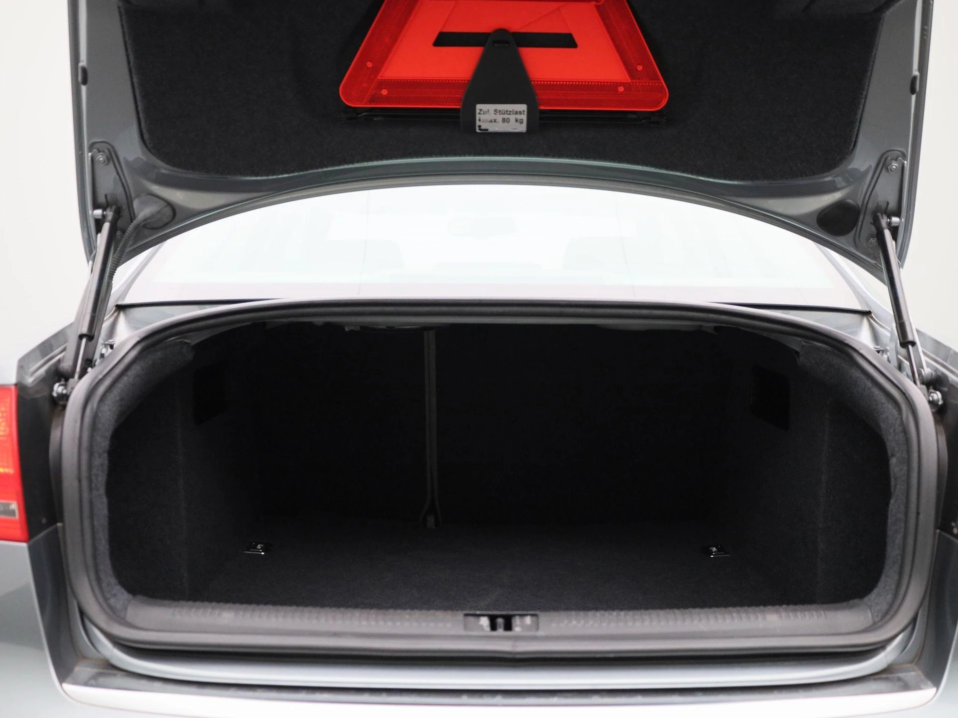 Audi-A4-image-13
