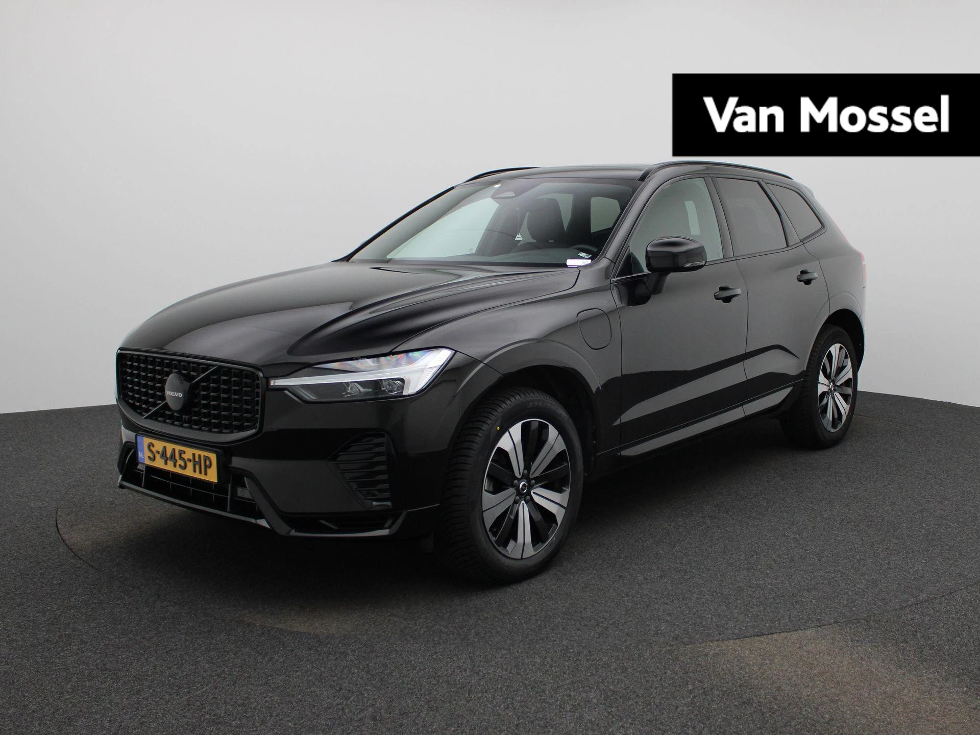 Volvo-XC60-image-0