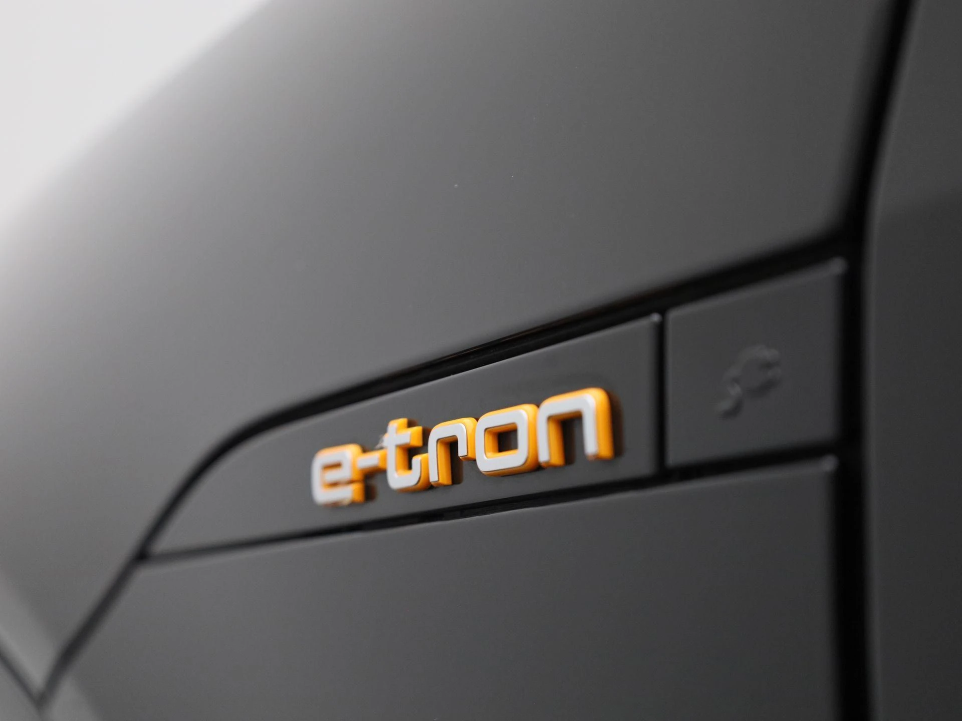 Audi-e-tron-image-48