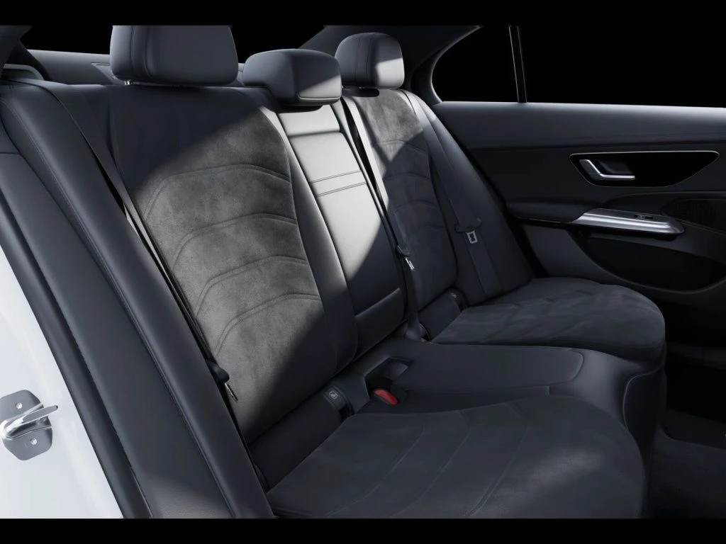 Mercedes-Benz-E-Klasse 220 d-image-10