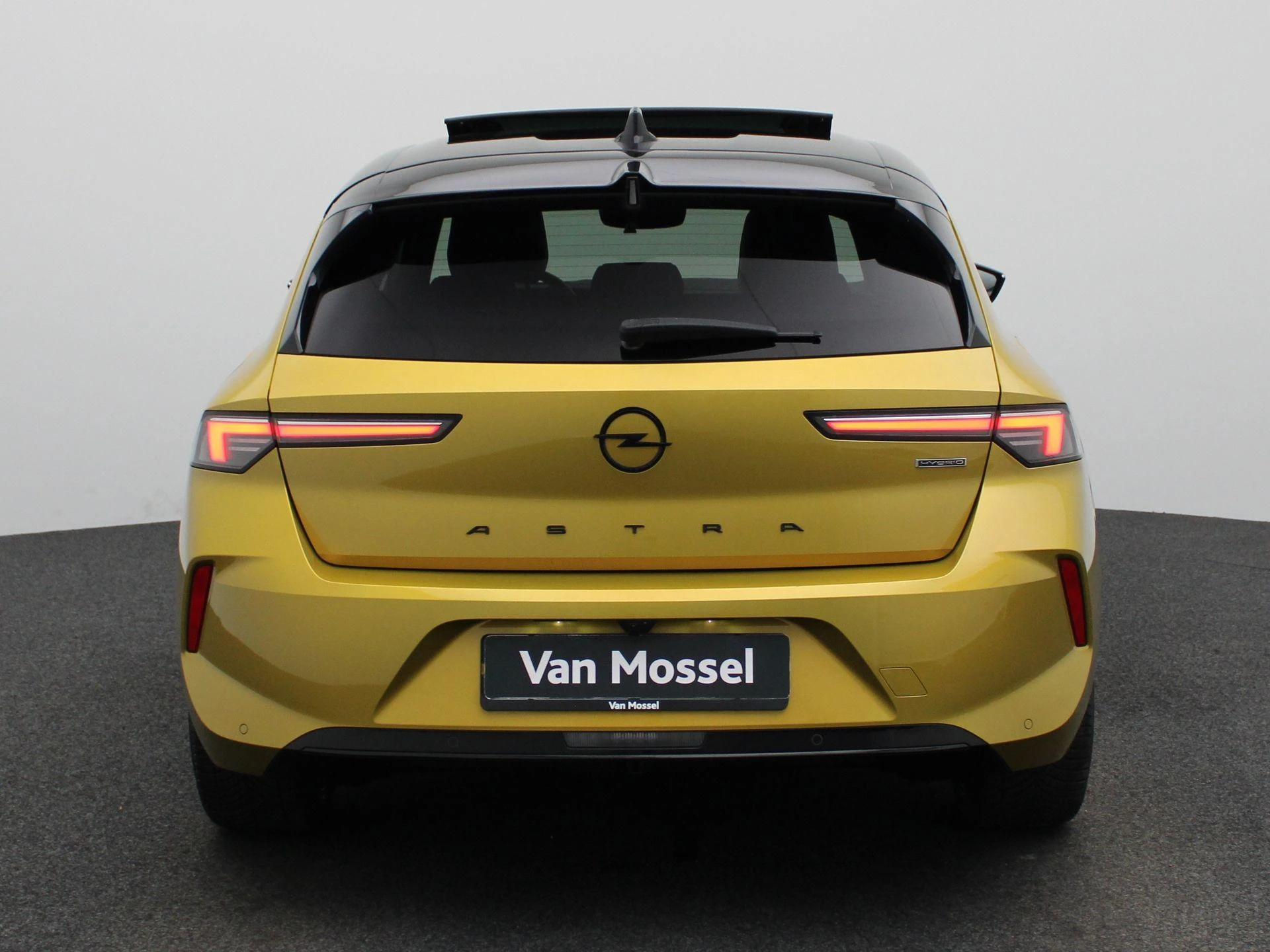 Opel-Astra-image-4