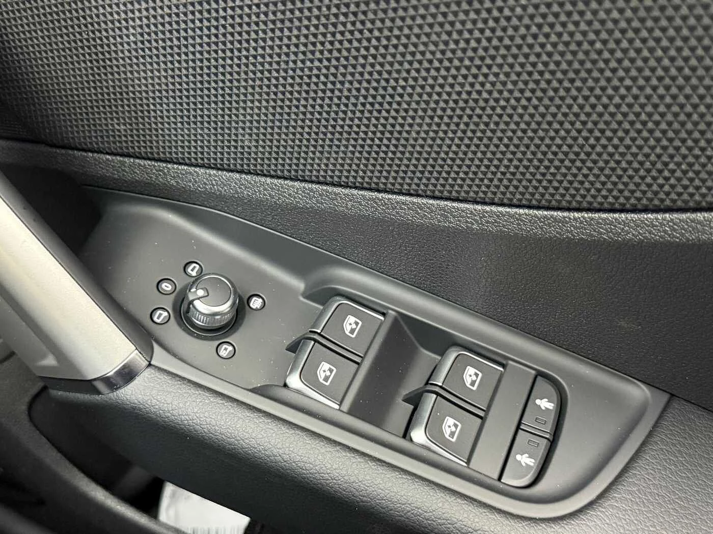 Audi-Q2-image-19