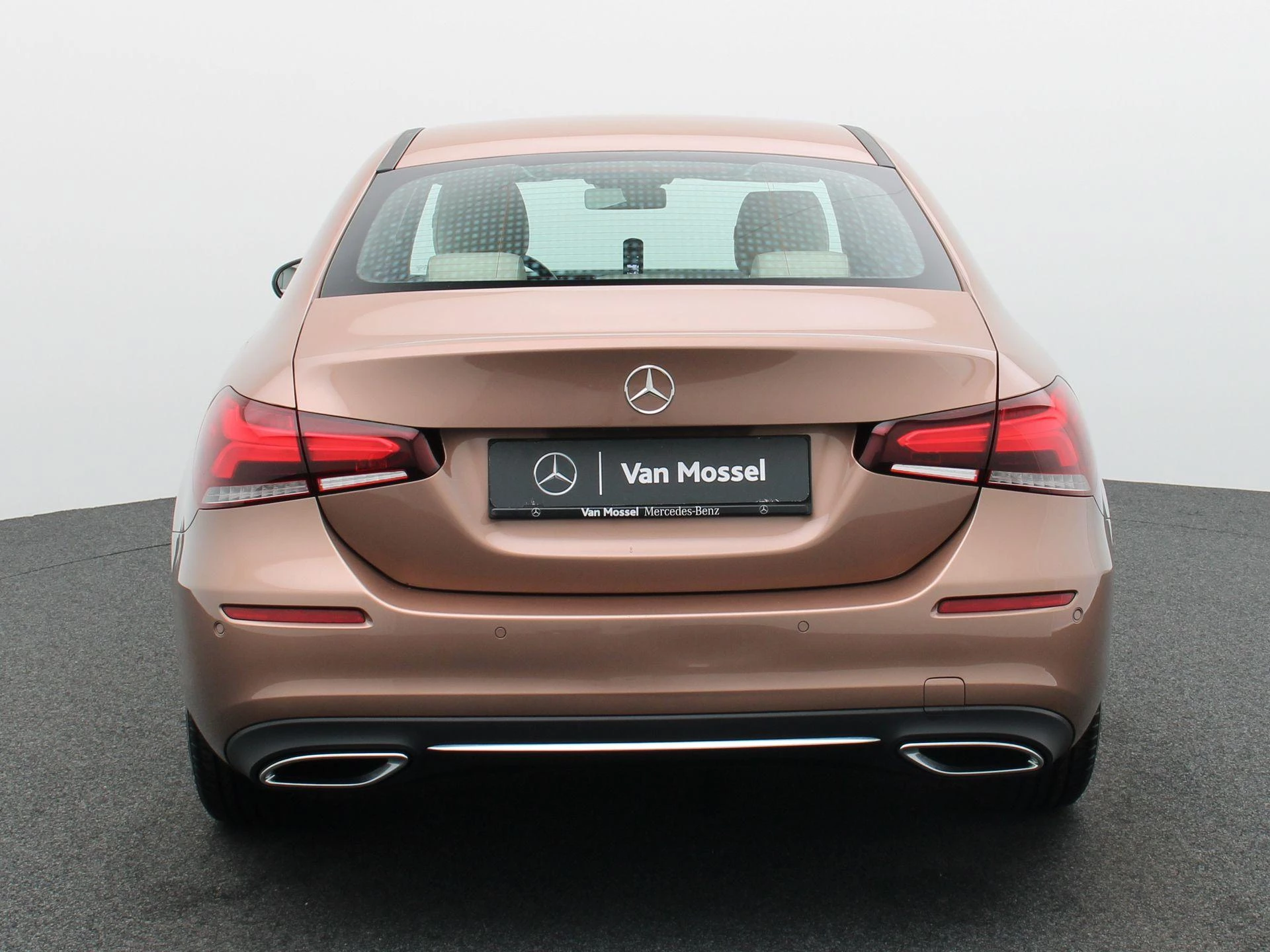 Mercedes-Benz Classe A 180 Business Line + LEDER + SENSOREN + CAMERA +