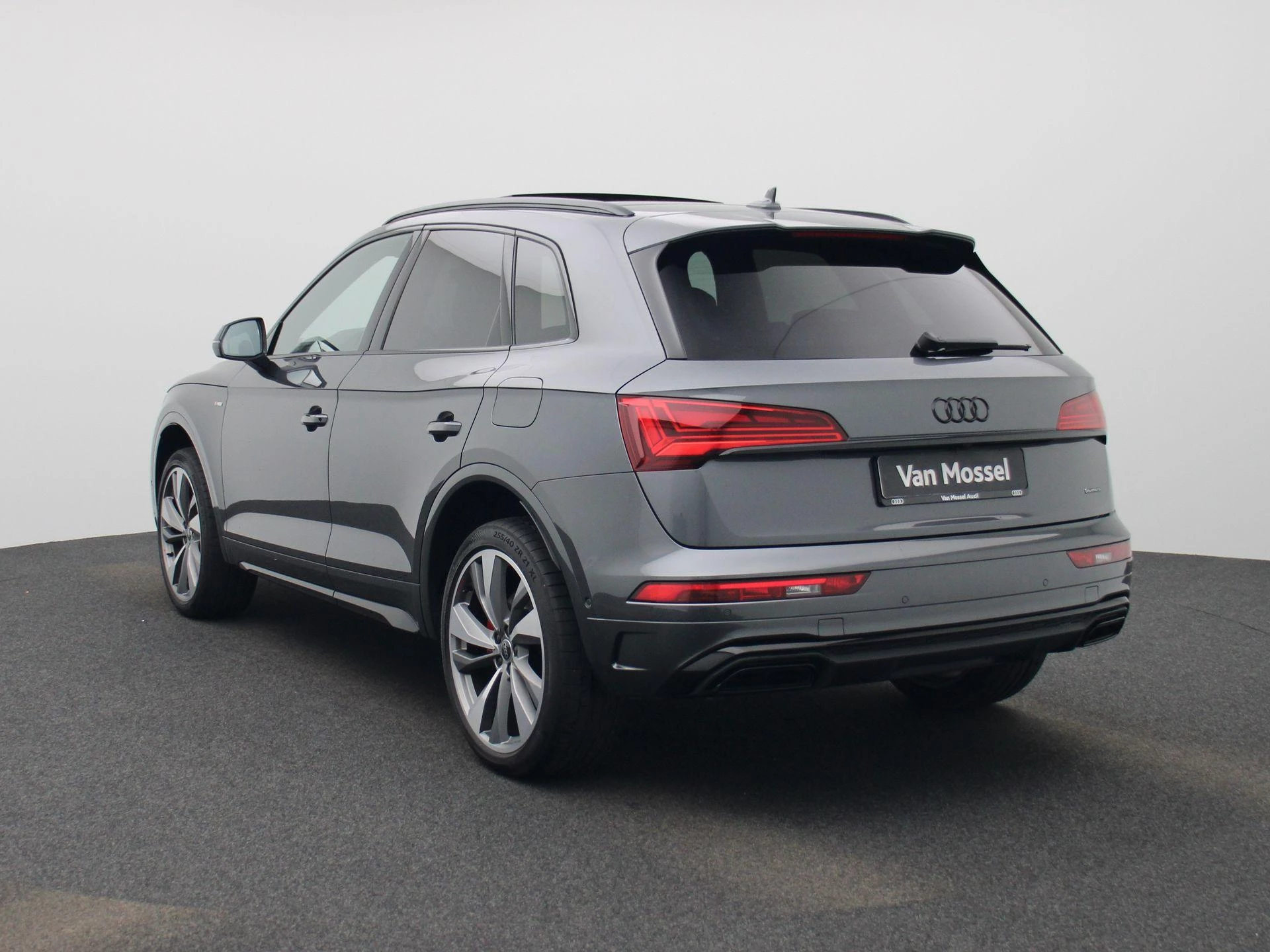 Audi-Q5-image-2